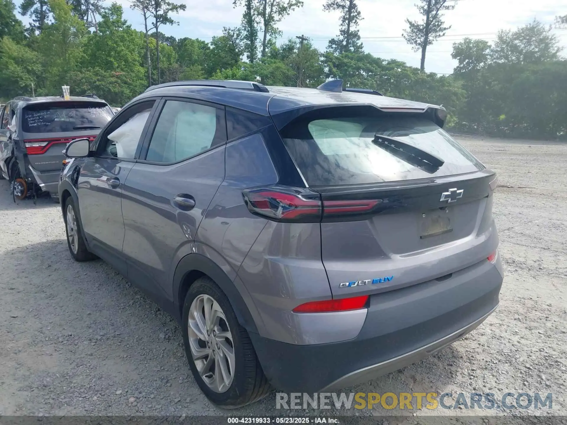14 Photograph of a damaged car 1G1FY6S08P4140103 CHEVROLET BOLT EUV 2023