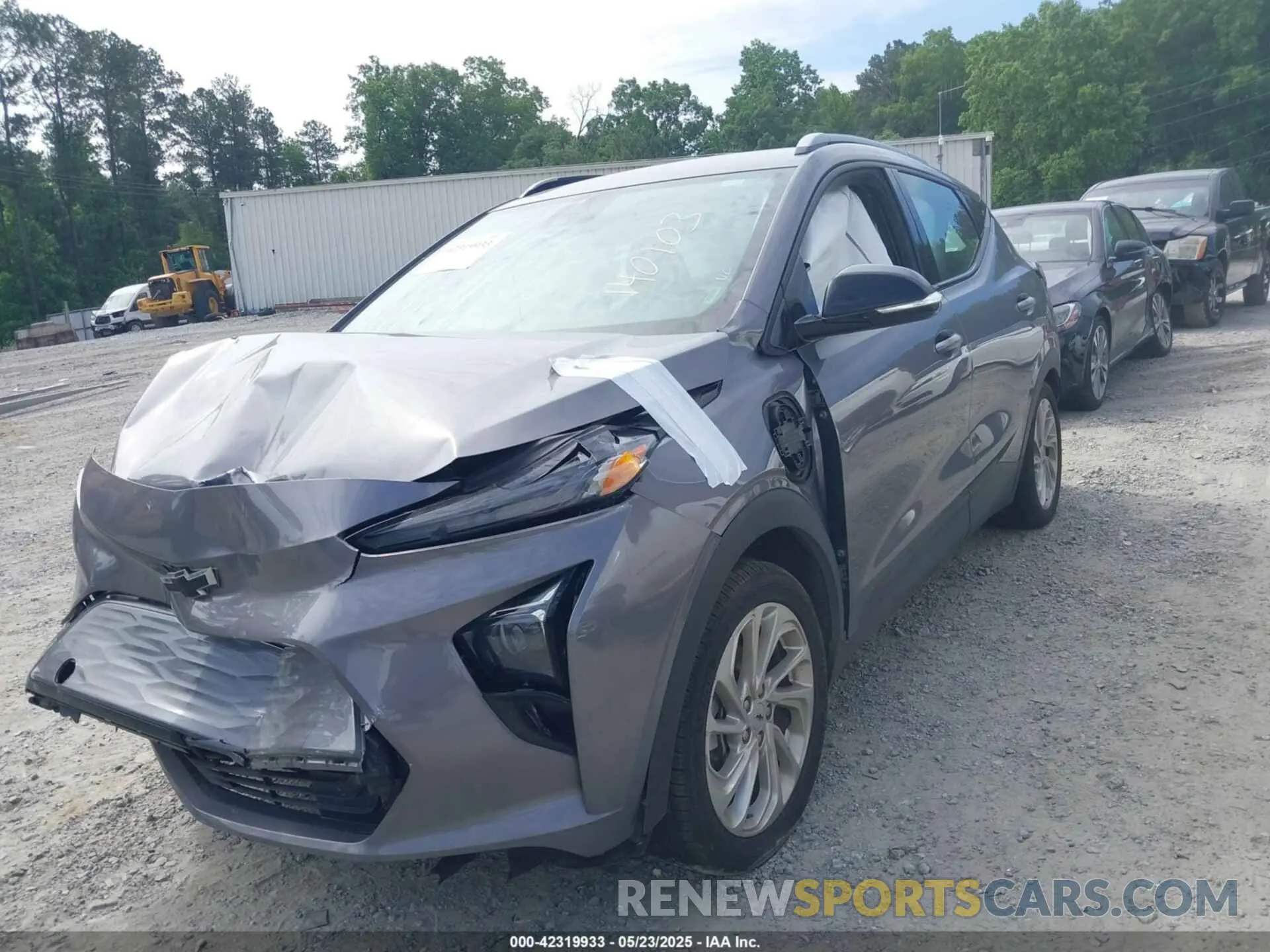 2 Photograph of a damaged car 1G1FY6S08P4140103 CHEVROLET BOLT EUV 2023