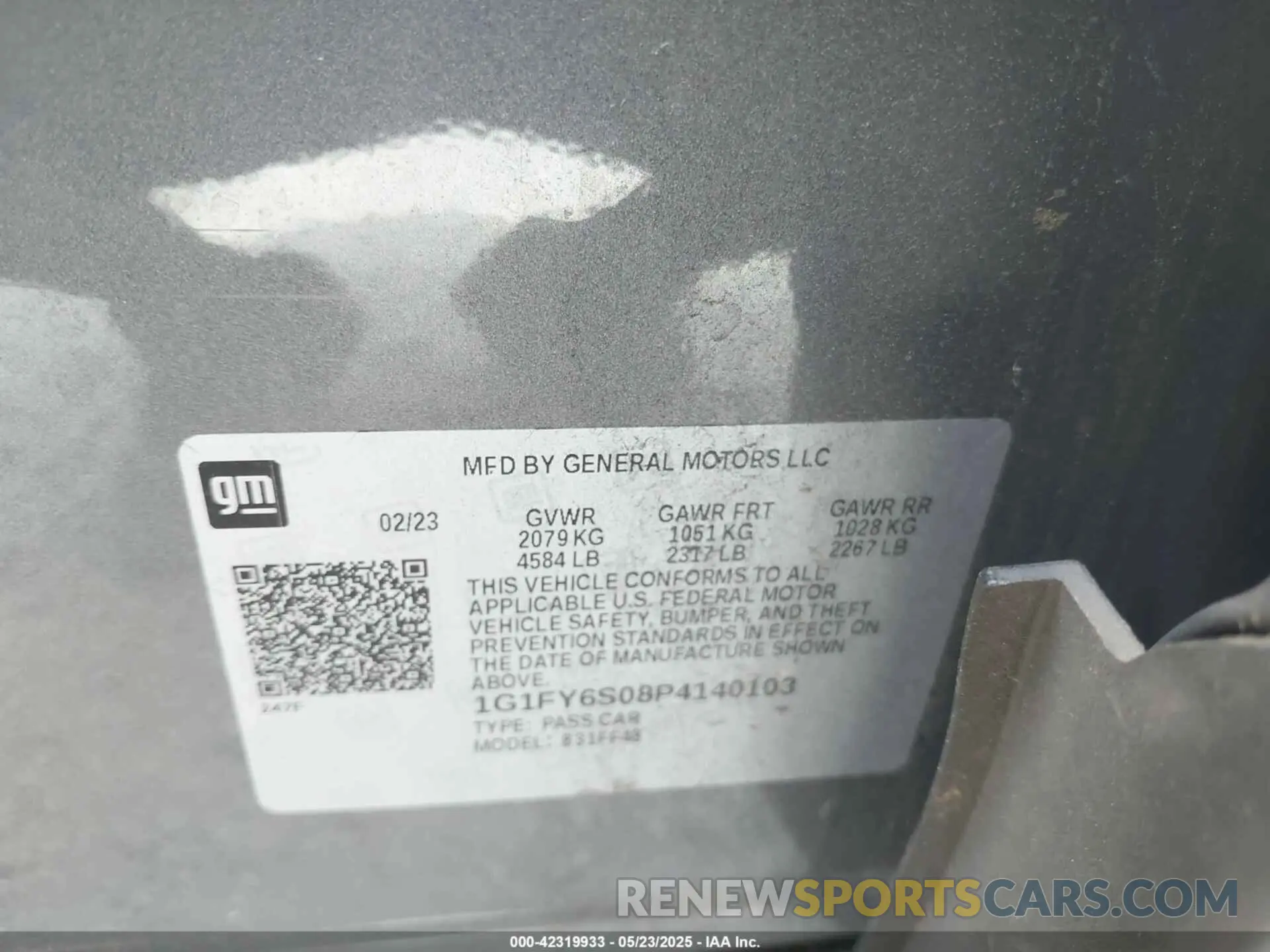 9 Photograph of a damaged car 1G1FY6S08P4140103 CHEVROLET BOLT EUV 2023