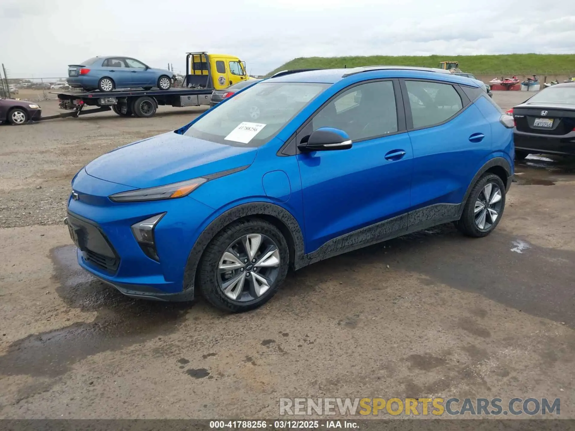 2 Photograph of a damaged car 1G1FY6S09P4103660 CHEVROLET BOLT EUV 2023