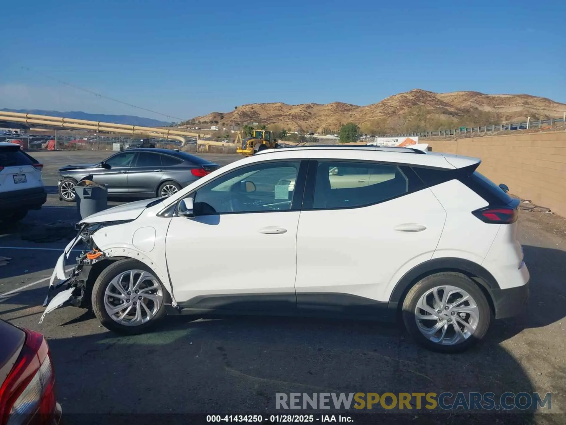 14 Photograph of a damaged car 1G1FY6S09P4106915 CHEVROLET BOLT EUV 2023