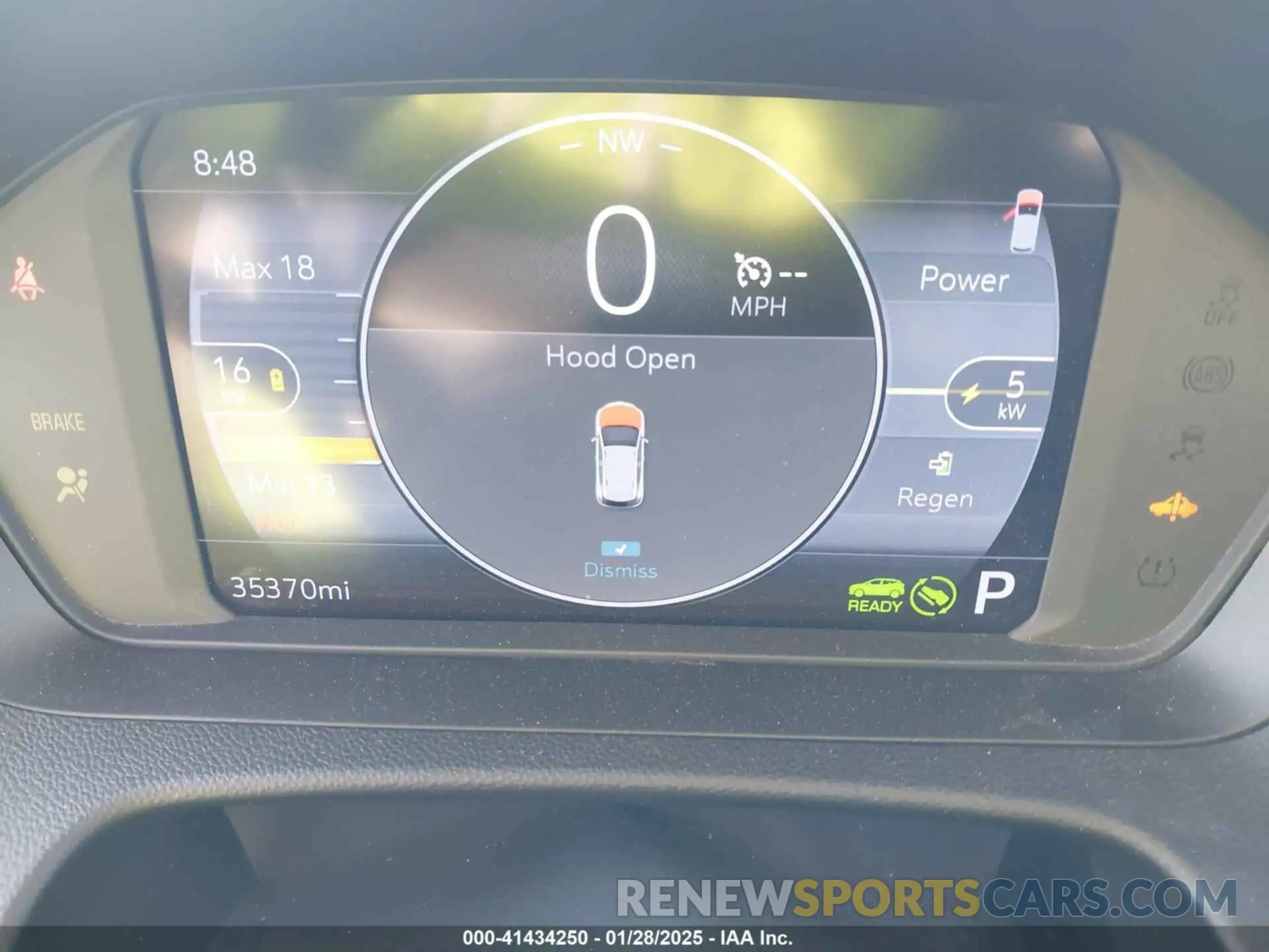 7 Photograph of a damaged car 1G1FY6S09P4106915 CHEVROLET BOLT EUV 2023