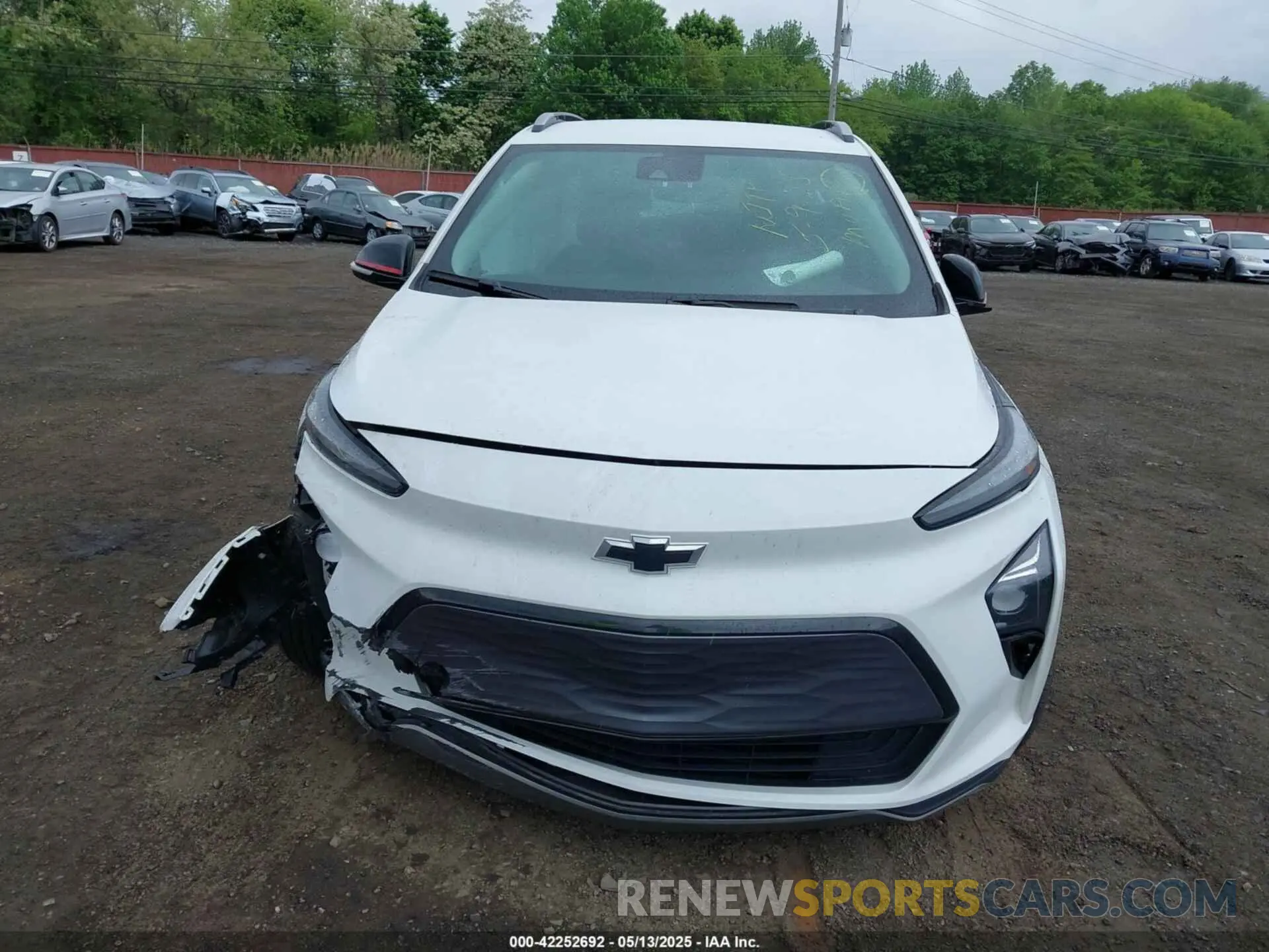 12 Photograph of a damaged car 1G1FY6S09P4127974 CHEVROLET BOLT EUV 2023