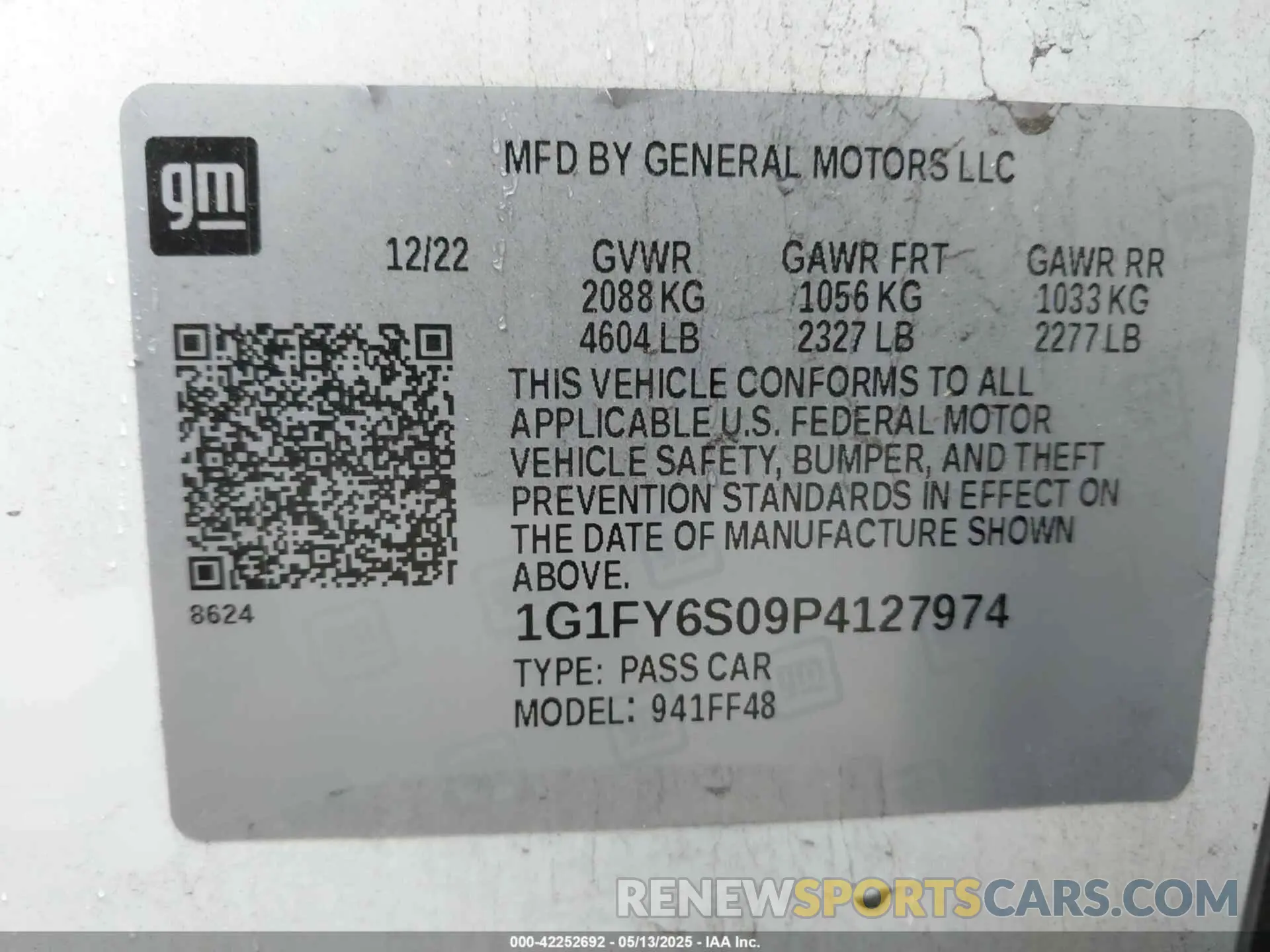 9 Photograph of a damaged car 1G1FY6S09P4127974 CHEVROLET BOLT EUV 2023