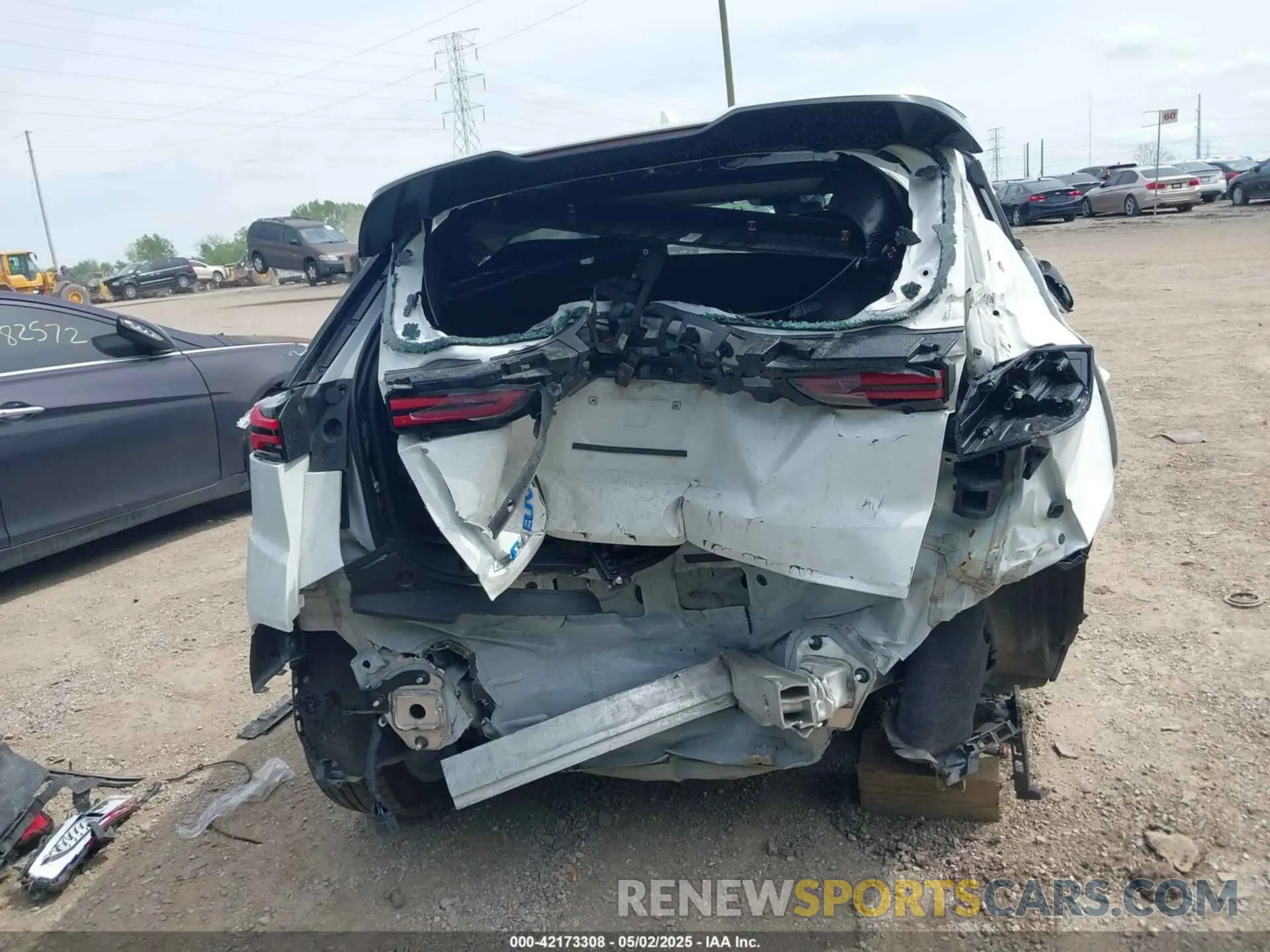 17 Photograph of a damaged car 1G1FY6S09P4133757 CHEVROLET BOLT EUV 2023