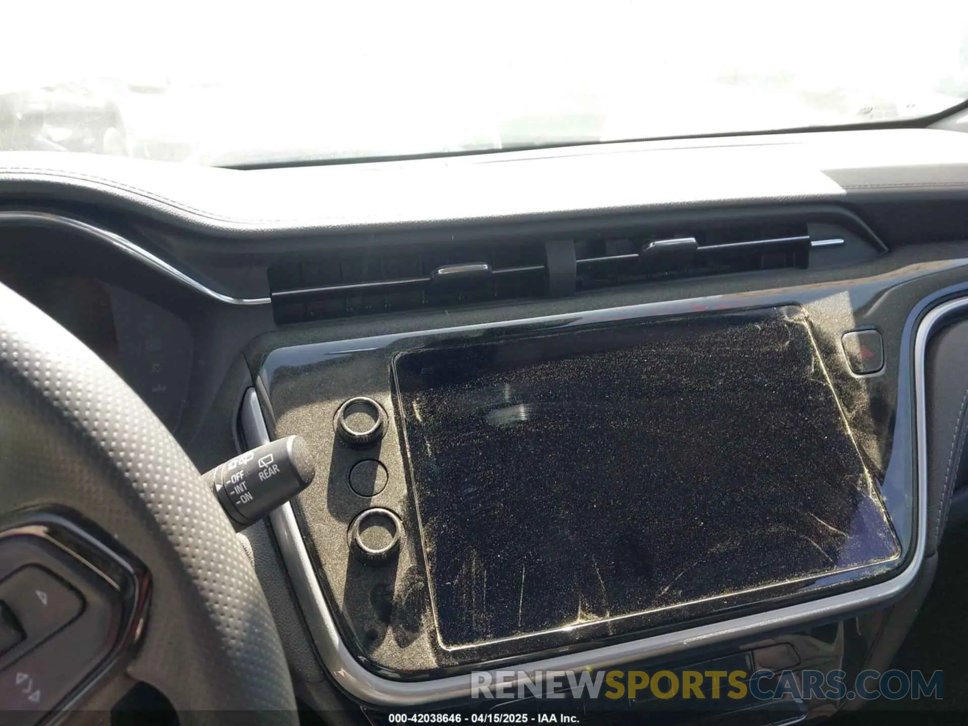 17 Photograph of a damaged car 1G1FY6S09P4164829 CHEVROLET BOLT EUV 2023