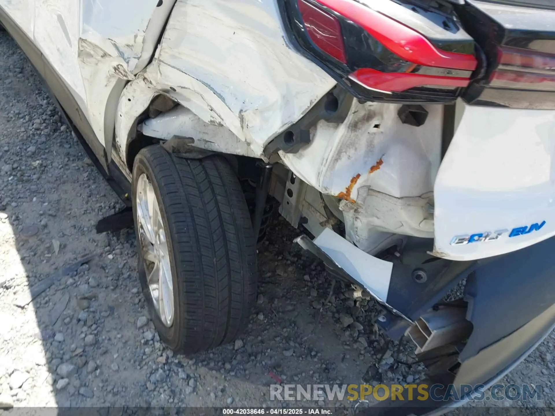 21 Photograph of a damaged car 1G1FY6S09P4164829 CHEVROLET BOLT EUV 2023
