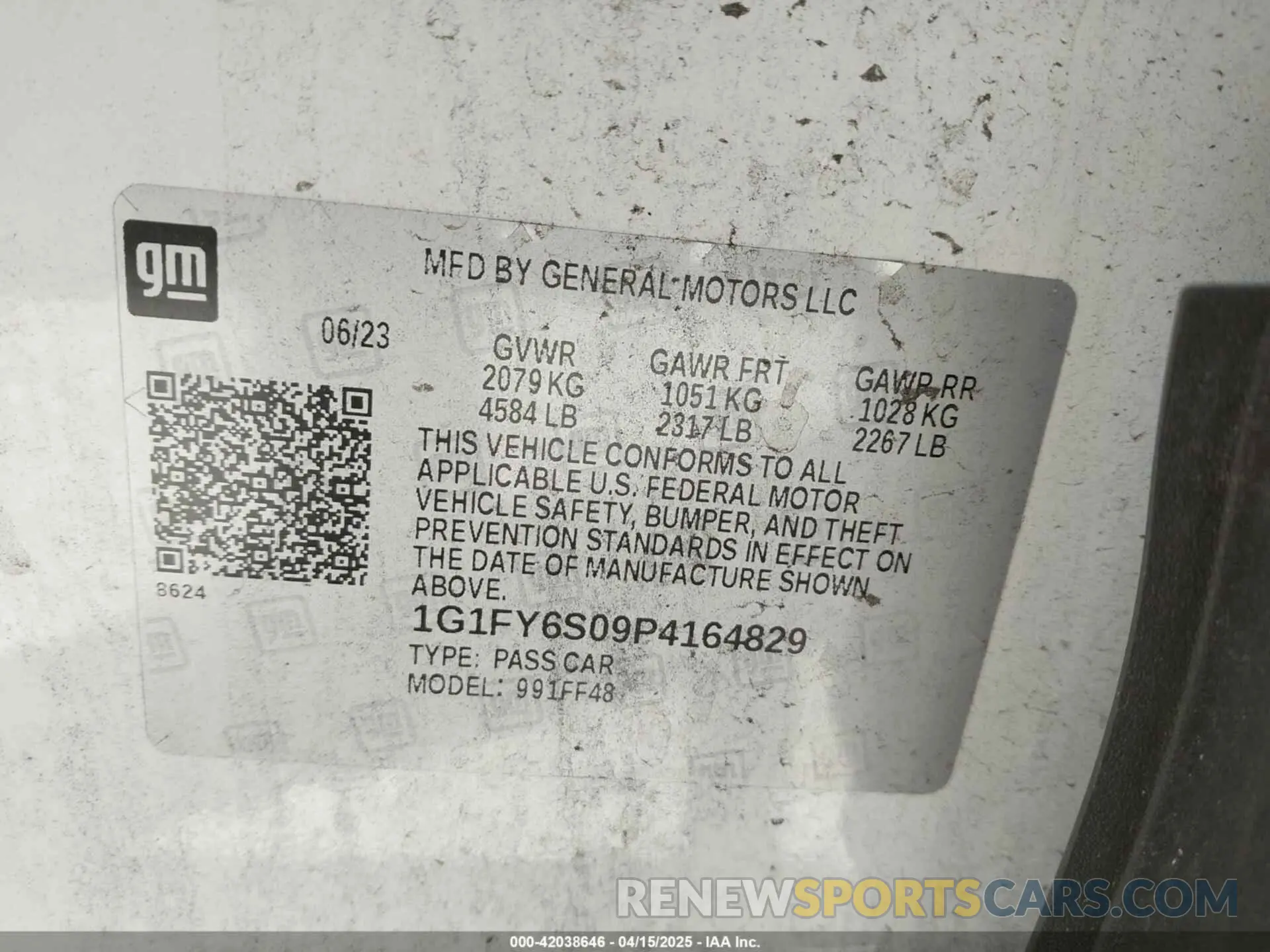 9 Photograph of a damaged car 1G1FY6S09P4164829 CHEVROLET BOLT EUV 2023