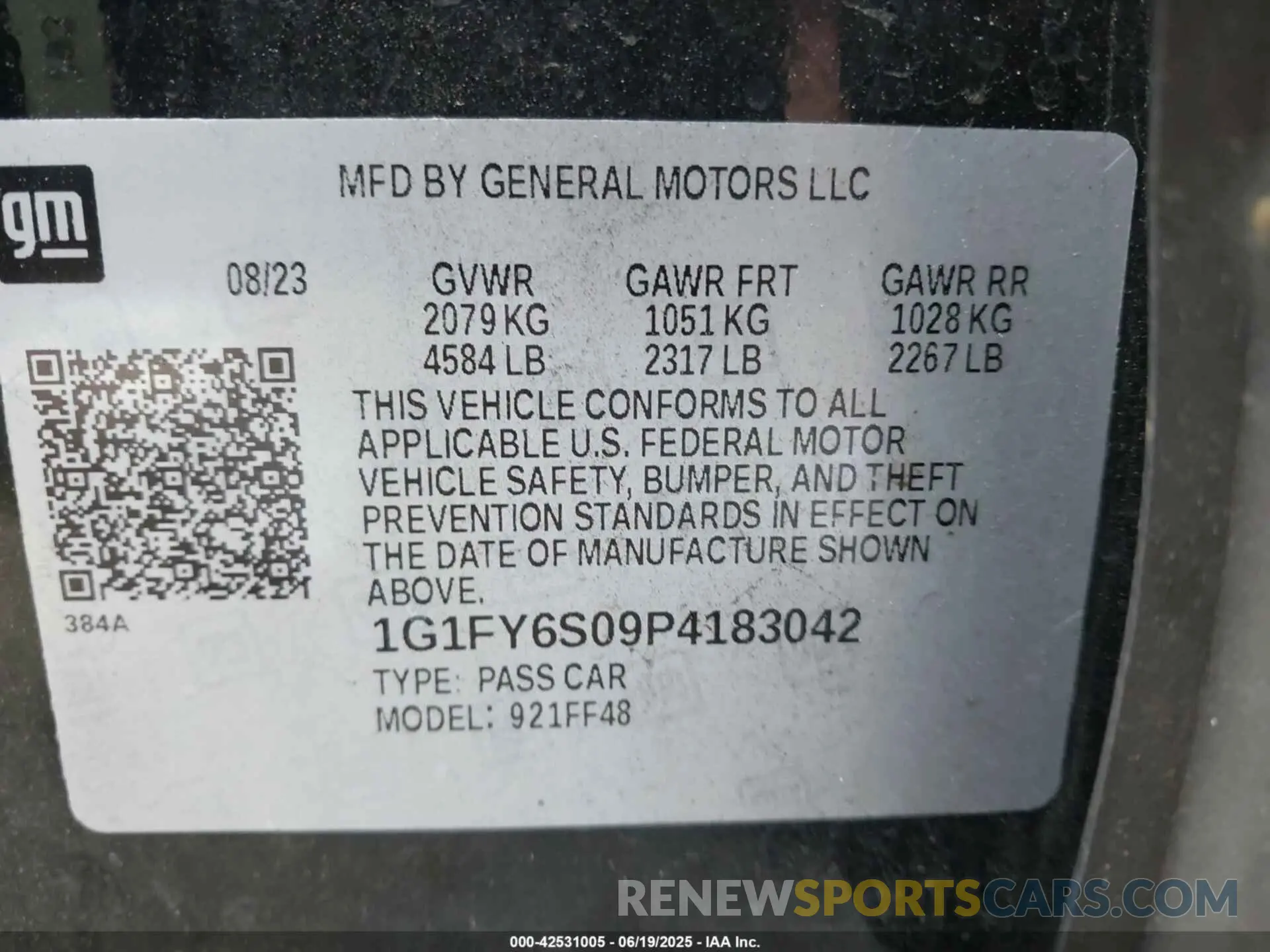 9 Photograph of a damaged car 1G1FY6S09P4183042 CHEVROLET BOLT EUV 2023