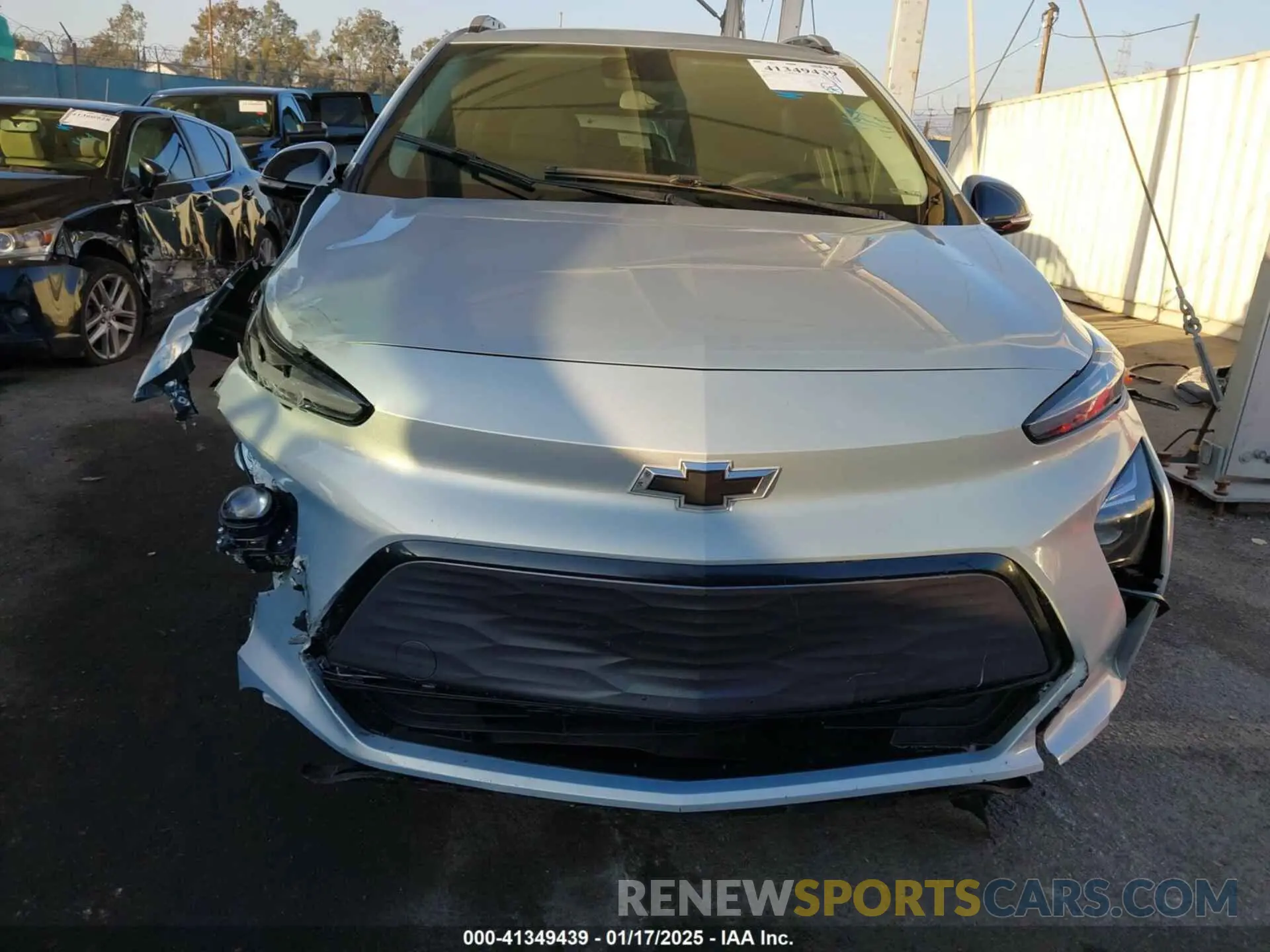 13 Photograph of a damaged car 1G1FY6S0XP4184099 CHEVROLET BOLT EUV 2023