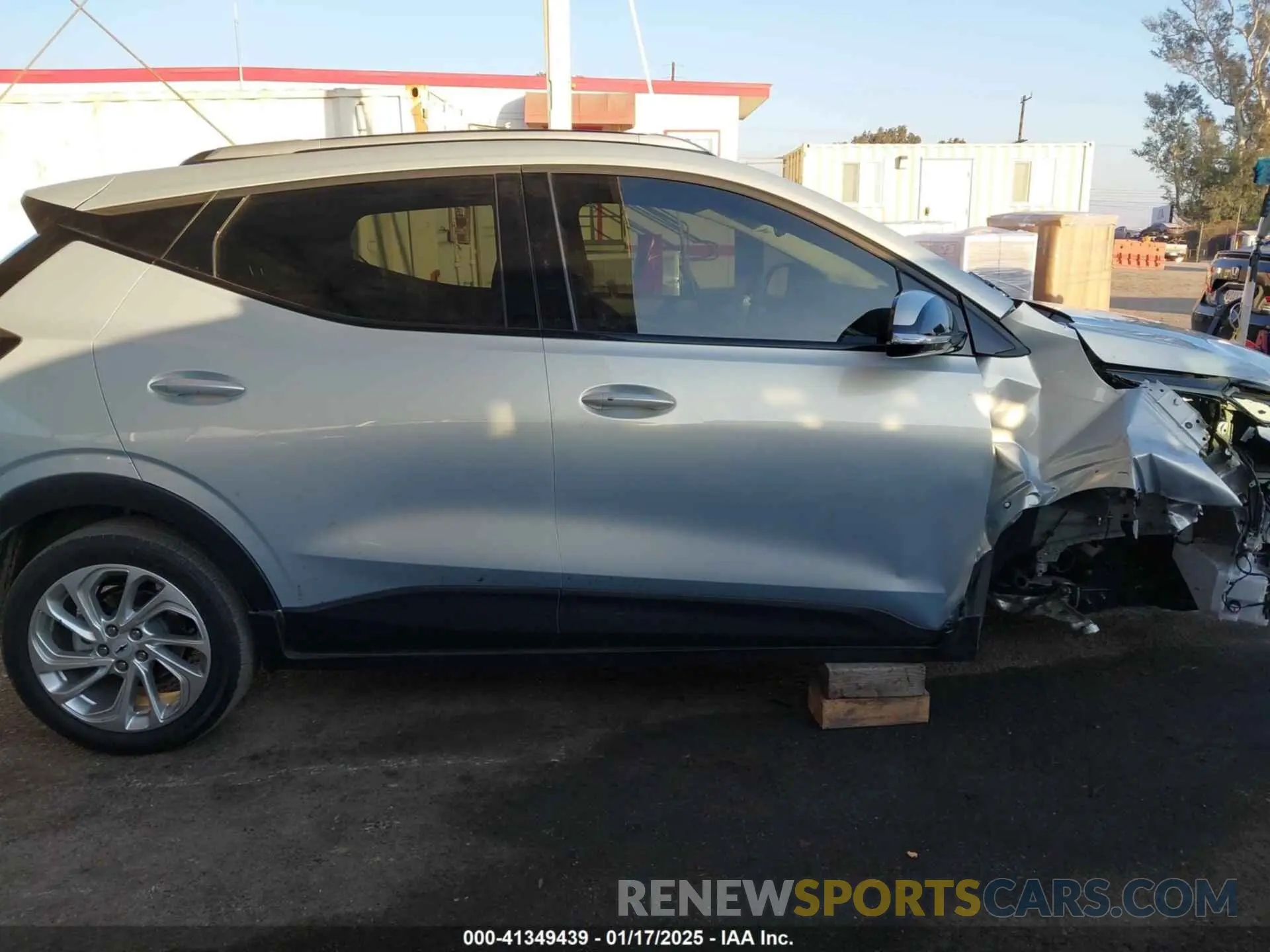 14 Photograph of a damaged car 1G1FY6S0XP4184099 CHEVROLET BOLT EUV 2023