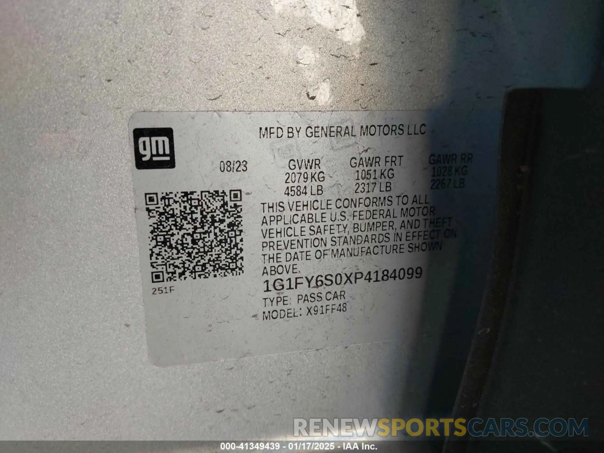 9 Photograph of a damaged car 1G1FY6S0XP4184099 CHEVROLET BOLT EUV 2023