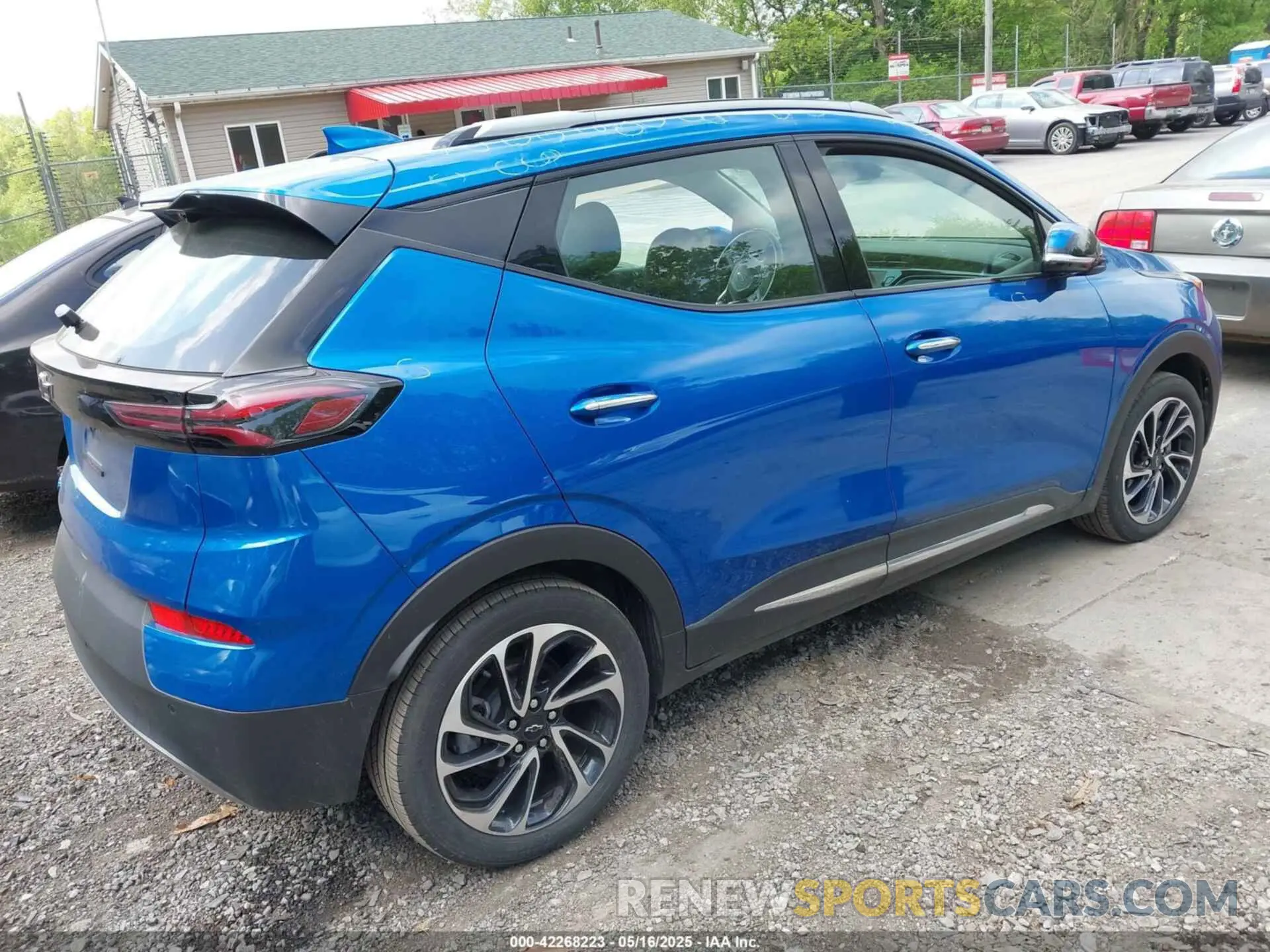 4 Photograph of a damaged car 1G1FZ6S01P4164322 CHEVROLET BOLT EUV 2023