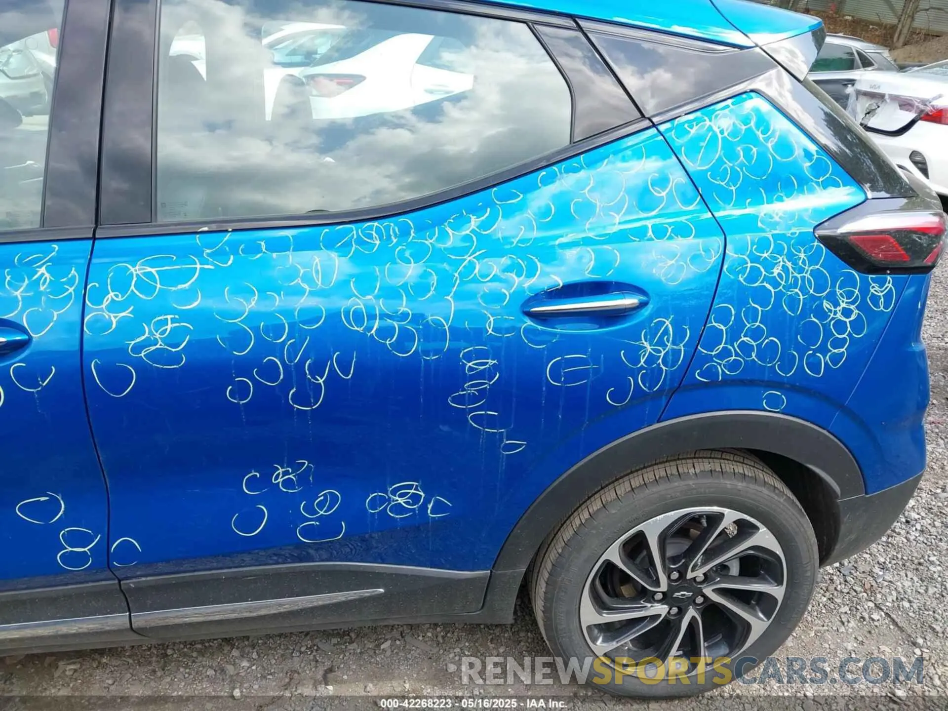 6 Photograph of a damaged car 1G1FZ6S01P4164322 CHEVROLET BOLT EUV 2023