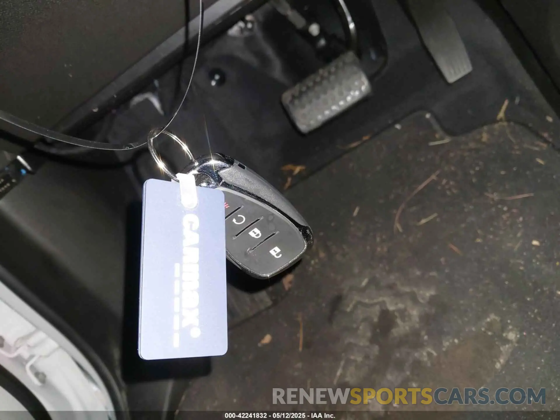 11 Photograph of a damaged car 1G1FZ6S01P4171819 CHEVROLET BOLT EUV 2023