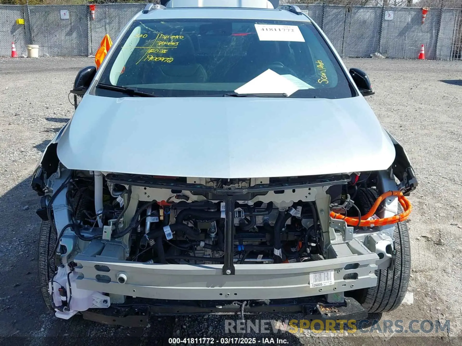 12 Photograph of a damaged car 1G1FZ6S05P4191068 CHEVROLET BOLT EUV 2023