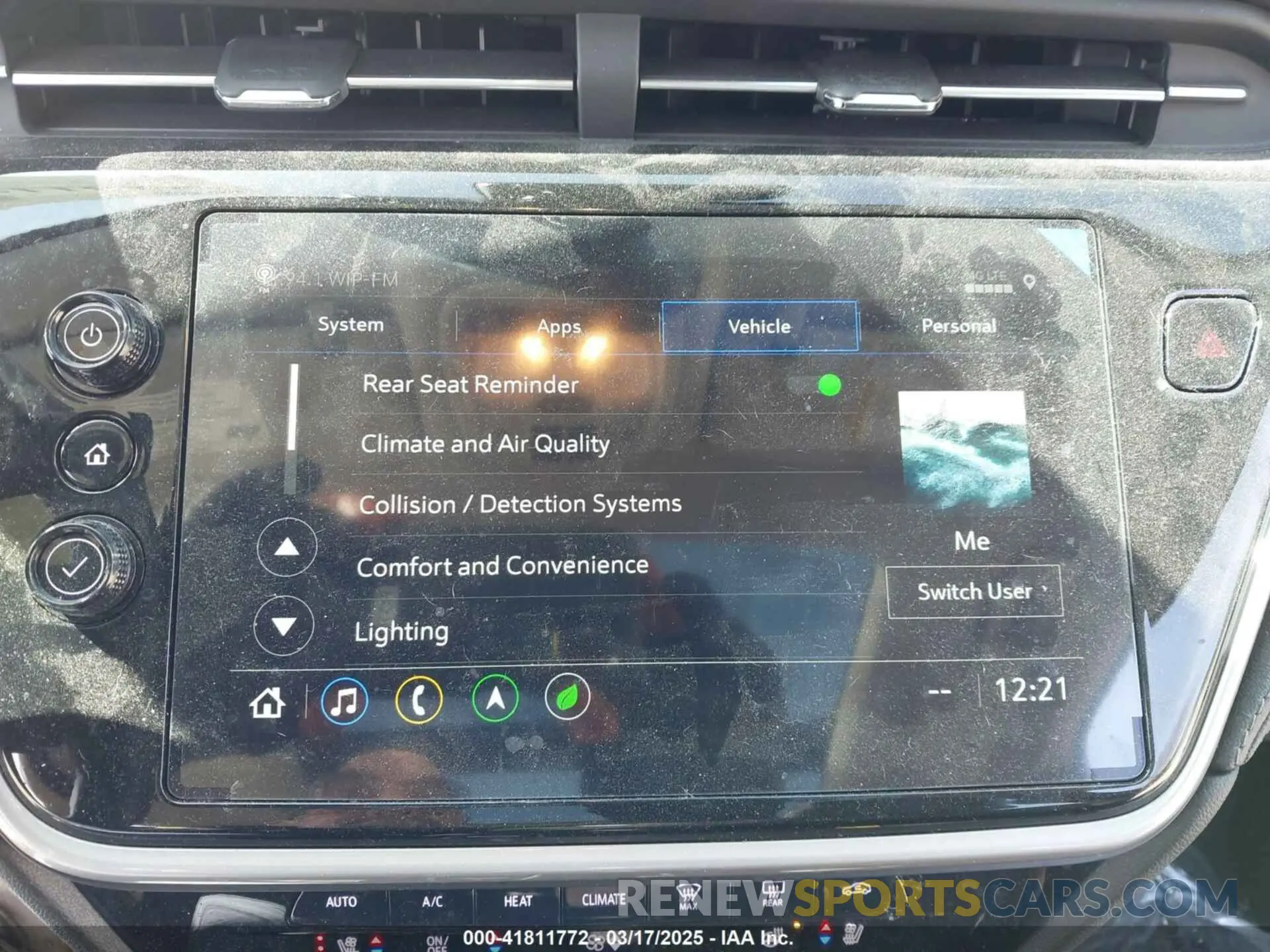 18 Photograph of a damaged car 1G1FZ6S05P4191068 CHEVROLET BOLT EUV 2023