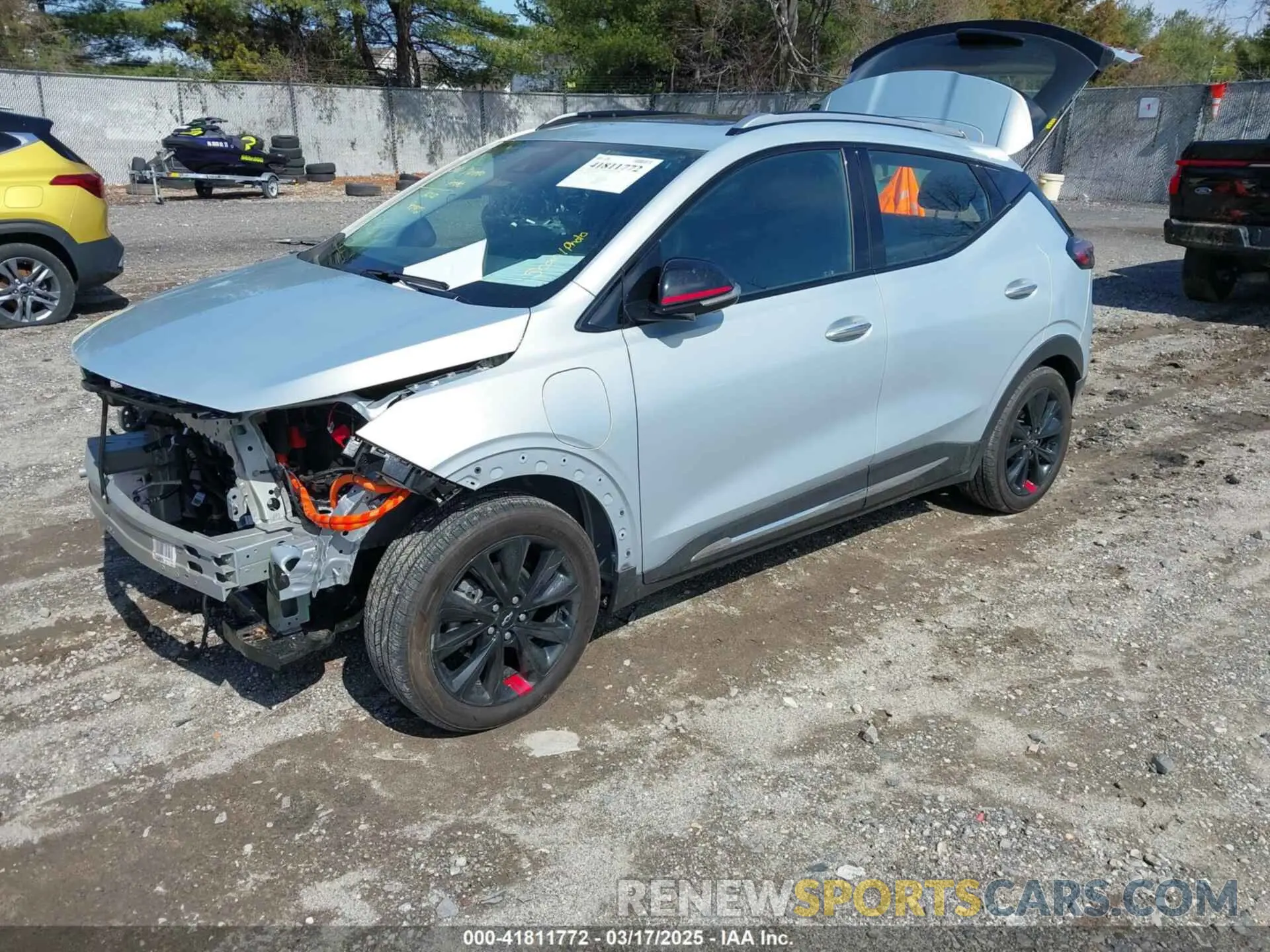 2 Photograph of a damaged car 1G1FZ6S05P4191068 CHEVROLET BOLT EUV 2023