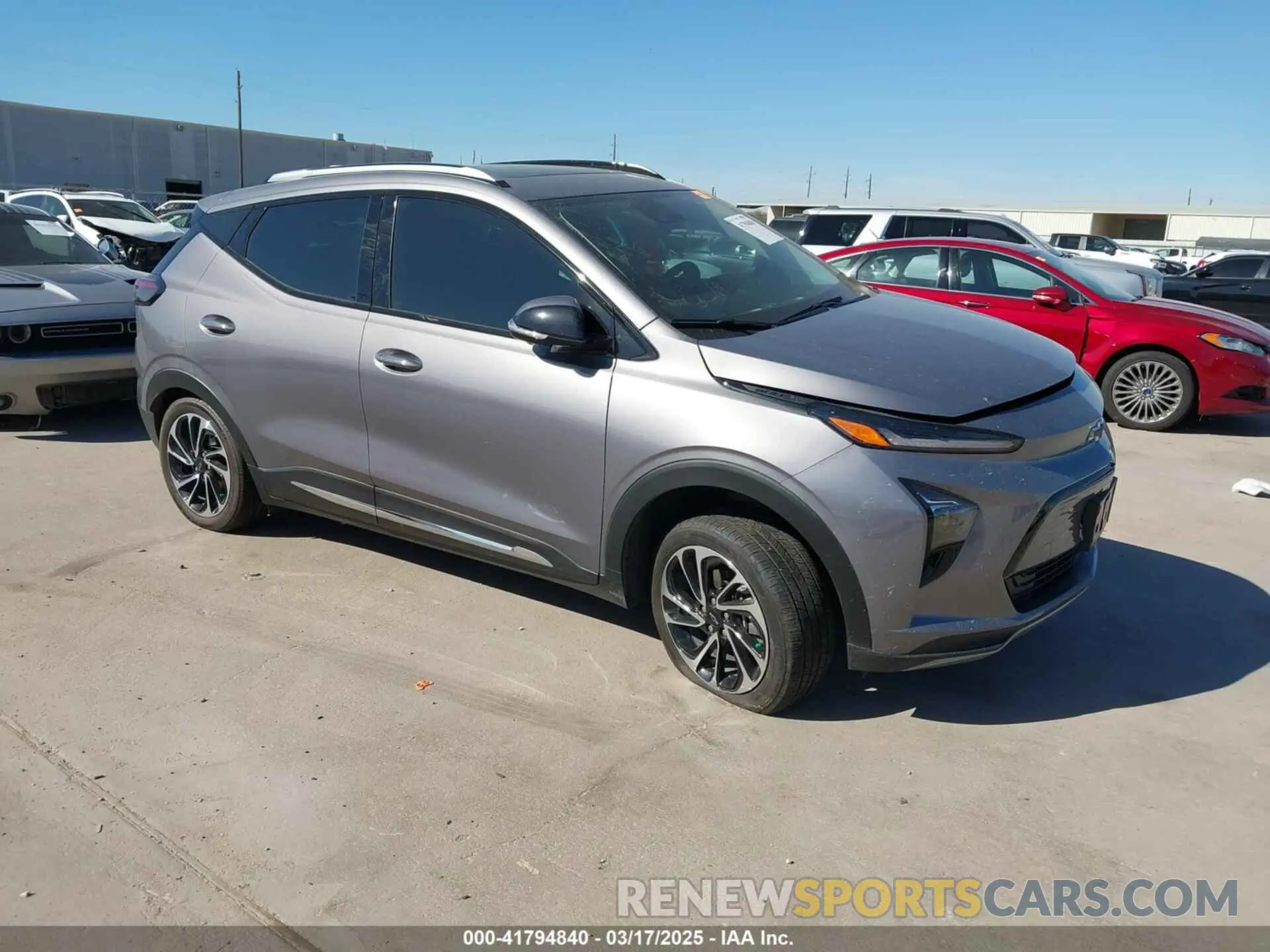 1 Photograph of a damaged car 1G1FZ6S06P4192813 CHEVROLET BOLT EUV 2023