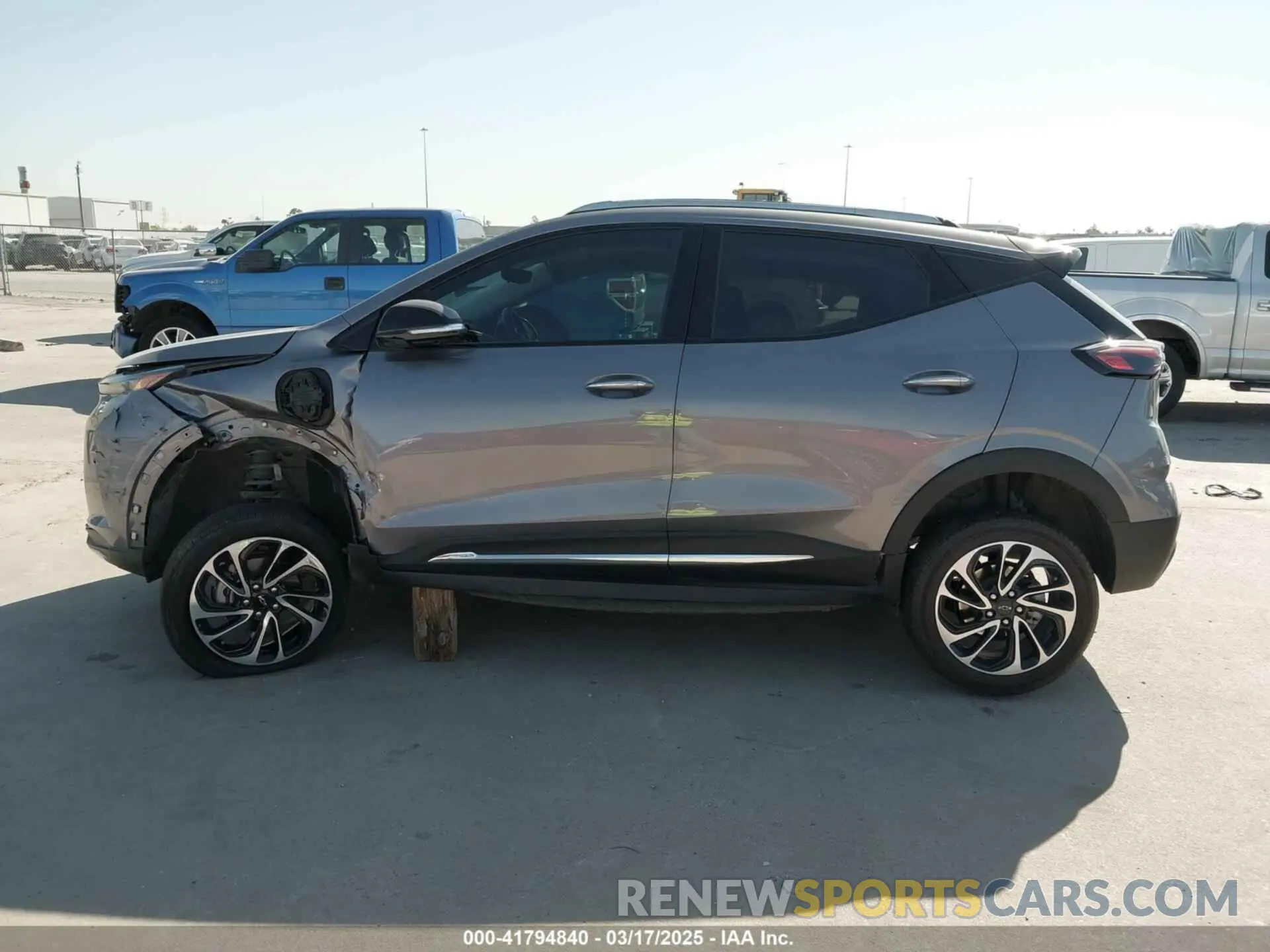 15 Photograph of a damaged car 1G1FZ6S06P4192813 CHEVROLET BOLT EUV 2023