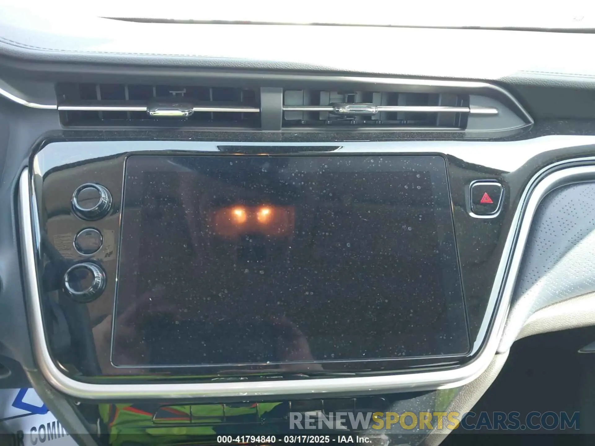 19 Photograph of a damaged car 1G1FZ6S06P4192813 CHEVROLET BOLT EUV 2023