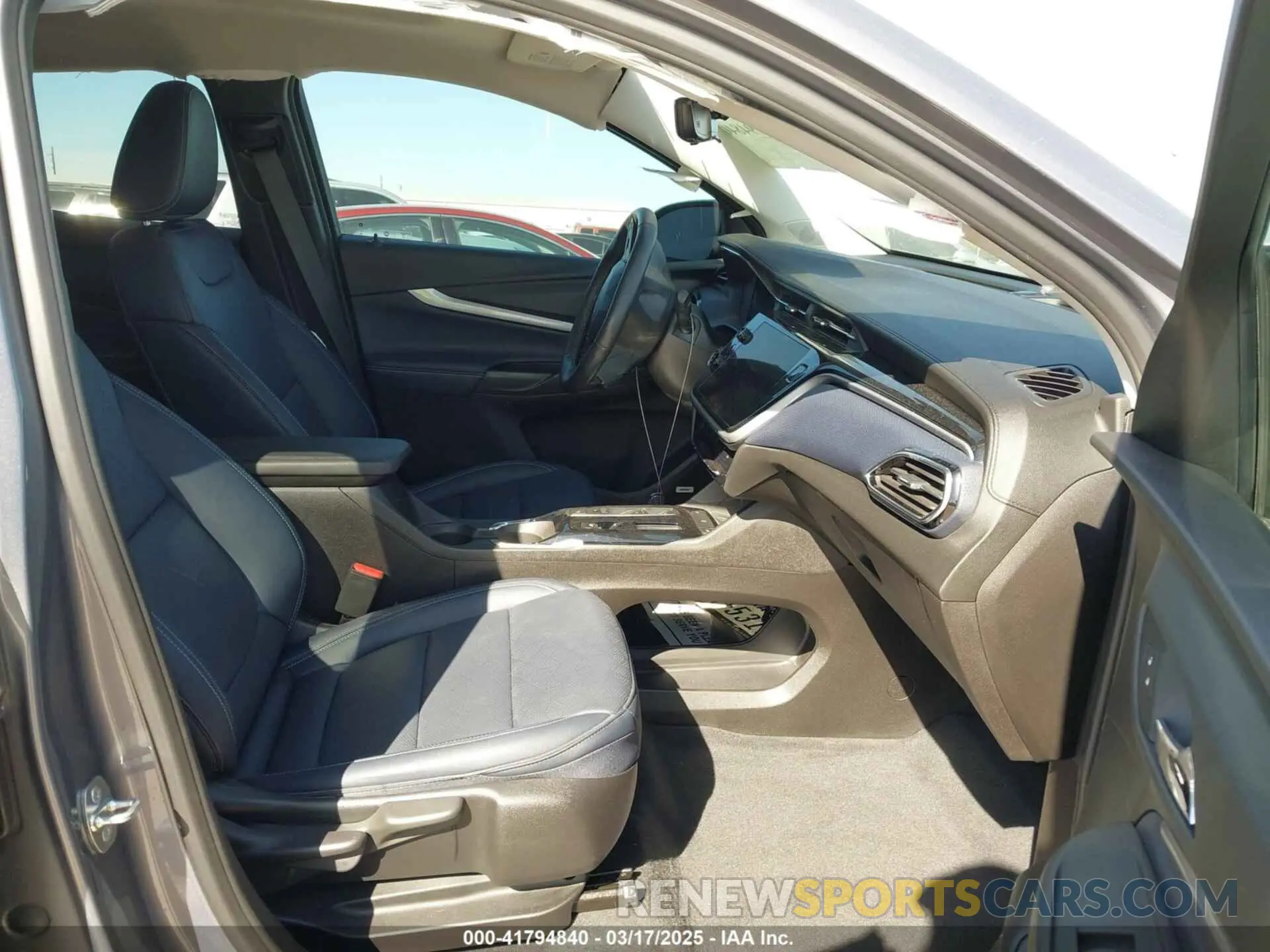 5 Photograph of a damaged car 1G1FZ6S06P4192813 CHEVROLET BOLT EUV 2023