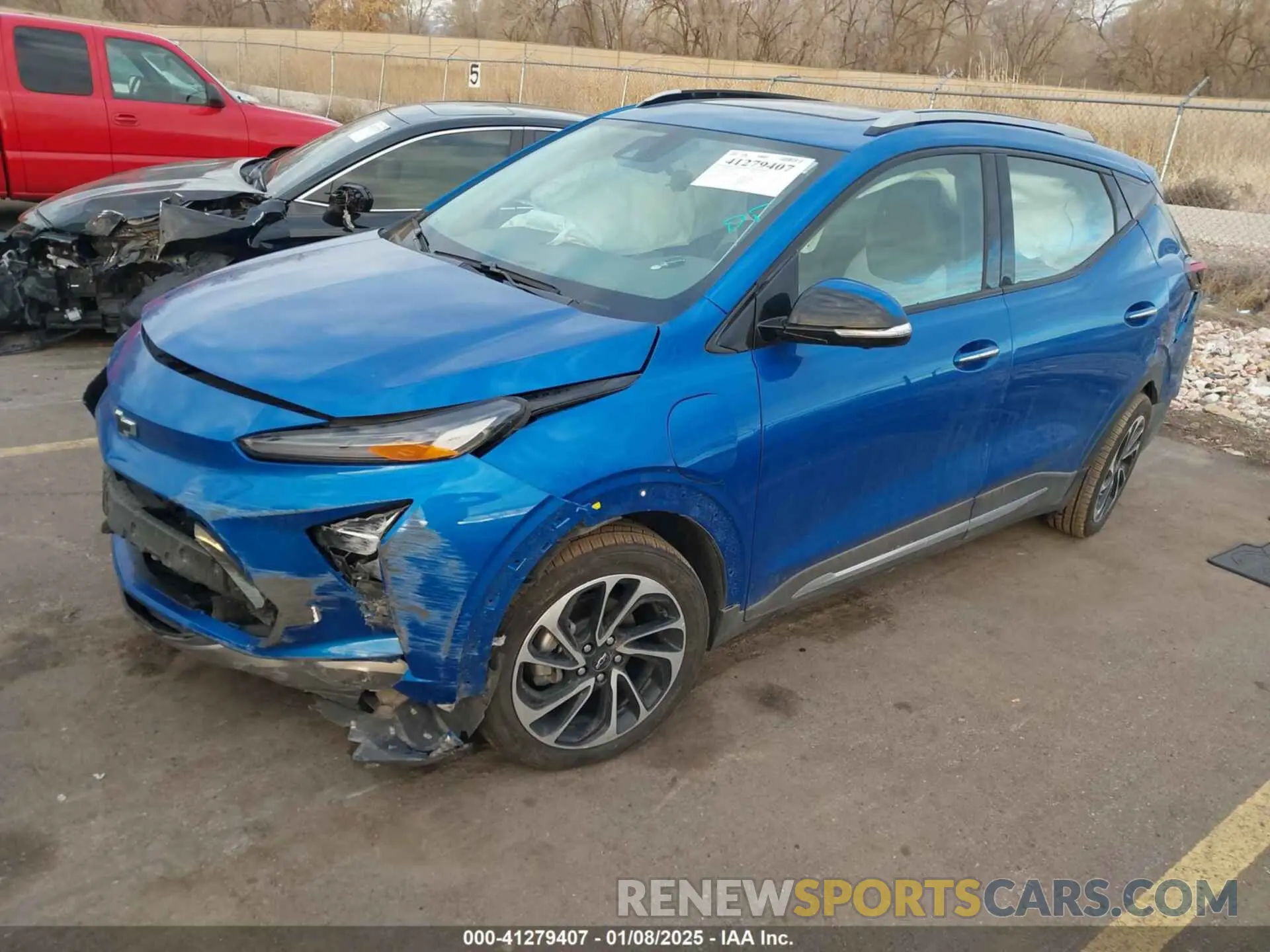 2 Photograph of a damaged car 1G1FZ6S07P4107414 CHEVROLET BOLT EUV 2023