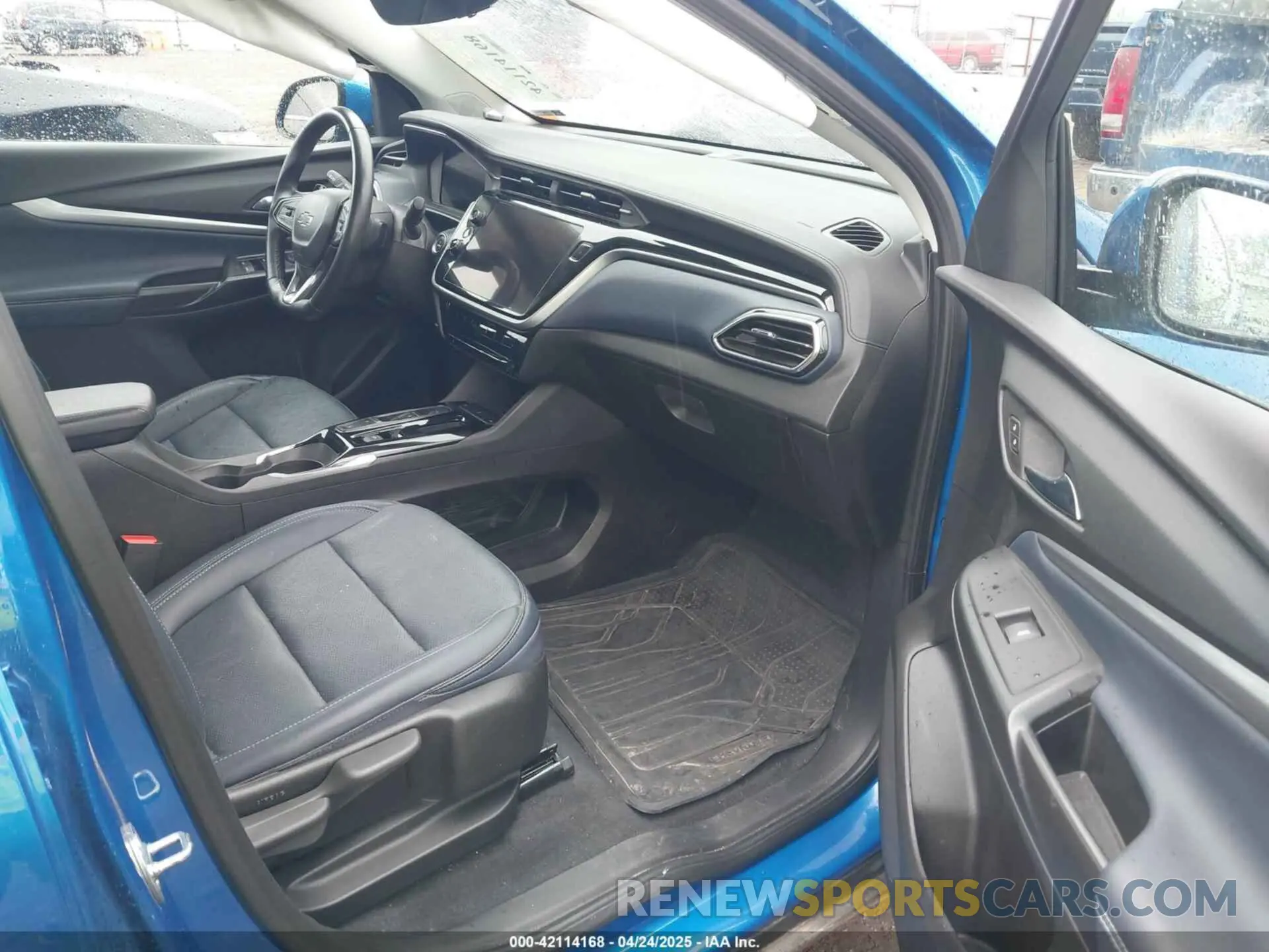 5 Photograph of a damaged car 1G1FZ6S07P4162980 CHEVROLET BOLT EUV 2023