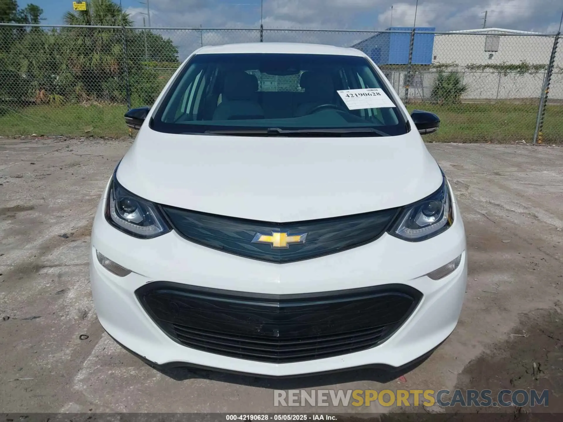 12 Photograph of a damaged car 1G1FY6S00K4105693 CHEVROLET BOLT EV 2019