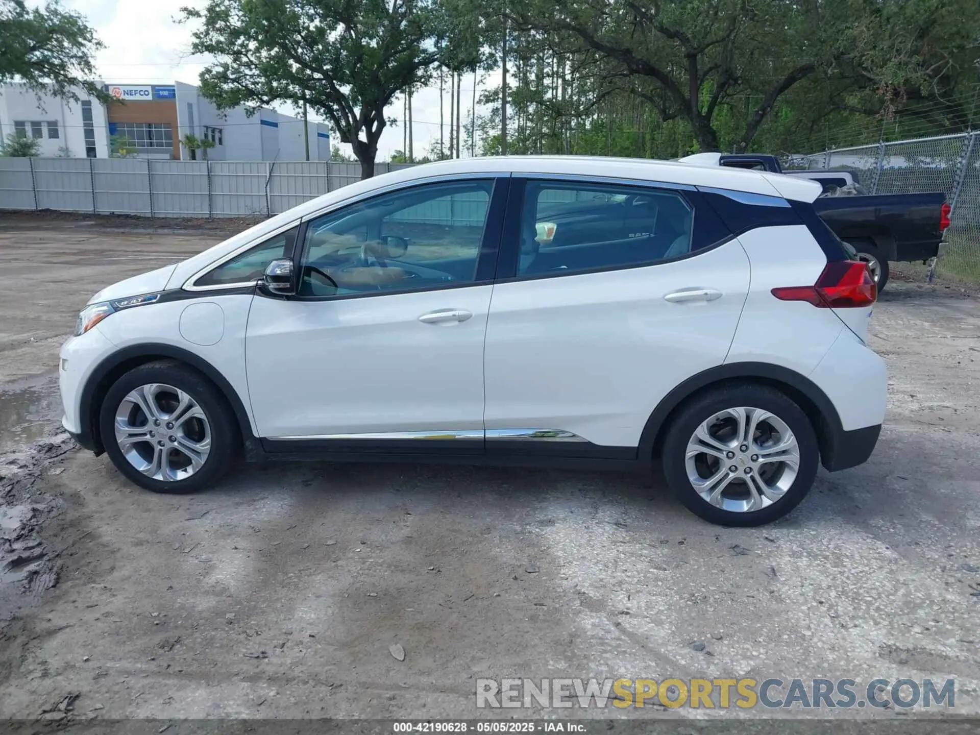 14 Photograph of a damaged car 1G1FY6S00K4105693 CHEVROLET BOLT EV 2019