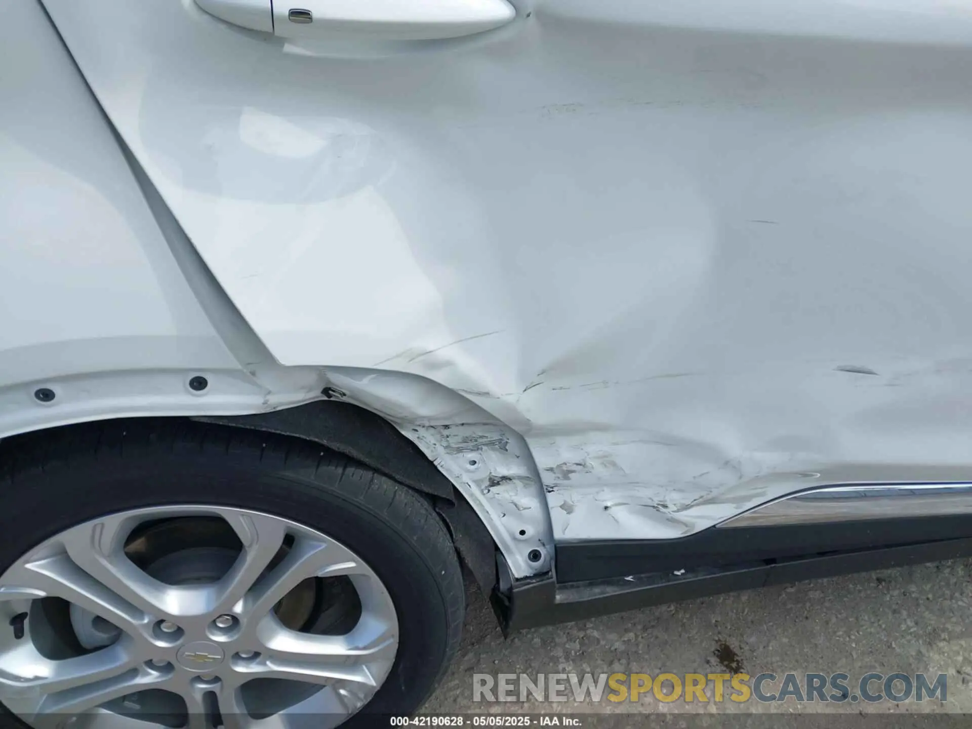 6 Photograph of a damaged car 1G1FY6S00K4105693 CHEVROLET BOLT EV 2019