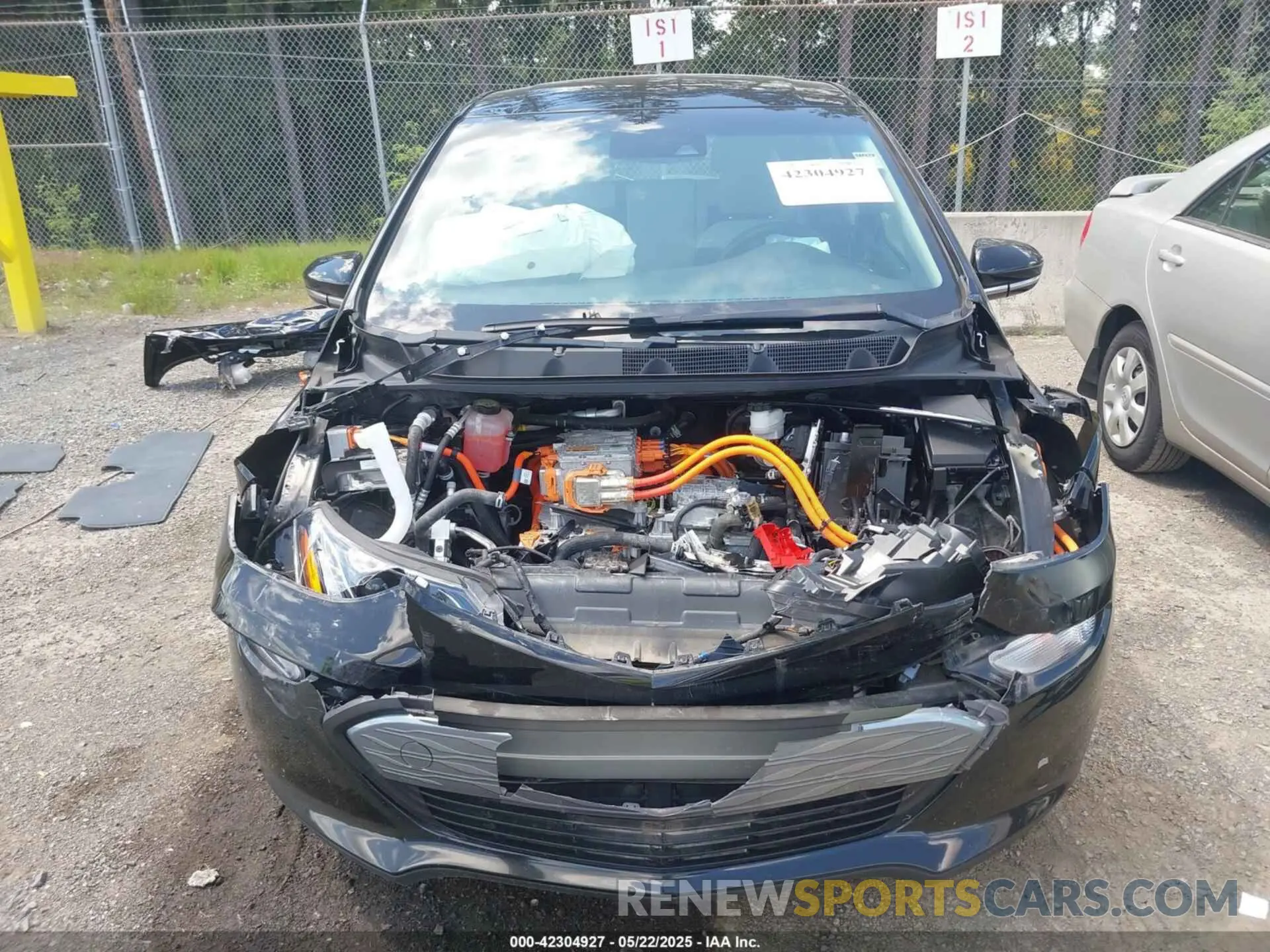 13 Photograph of a damaged car 1G1FY6S00K4127807 CHEVROLET BOLT EV 2019