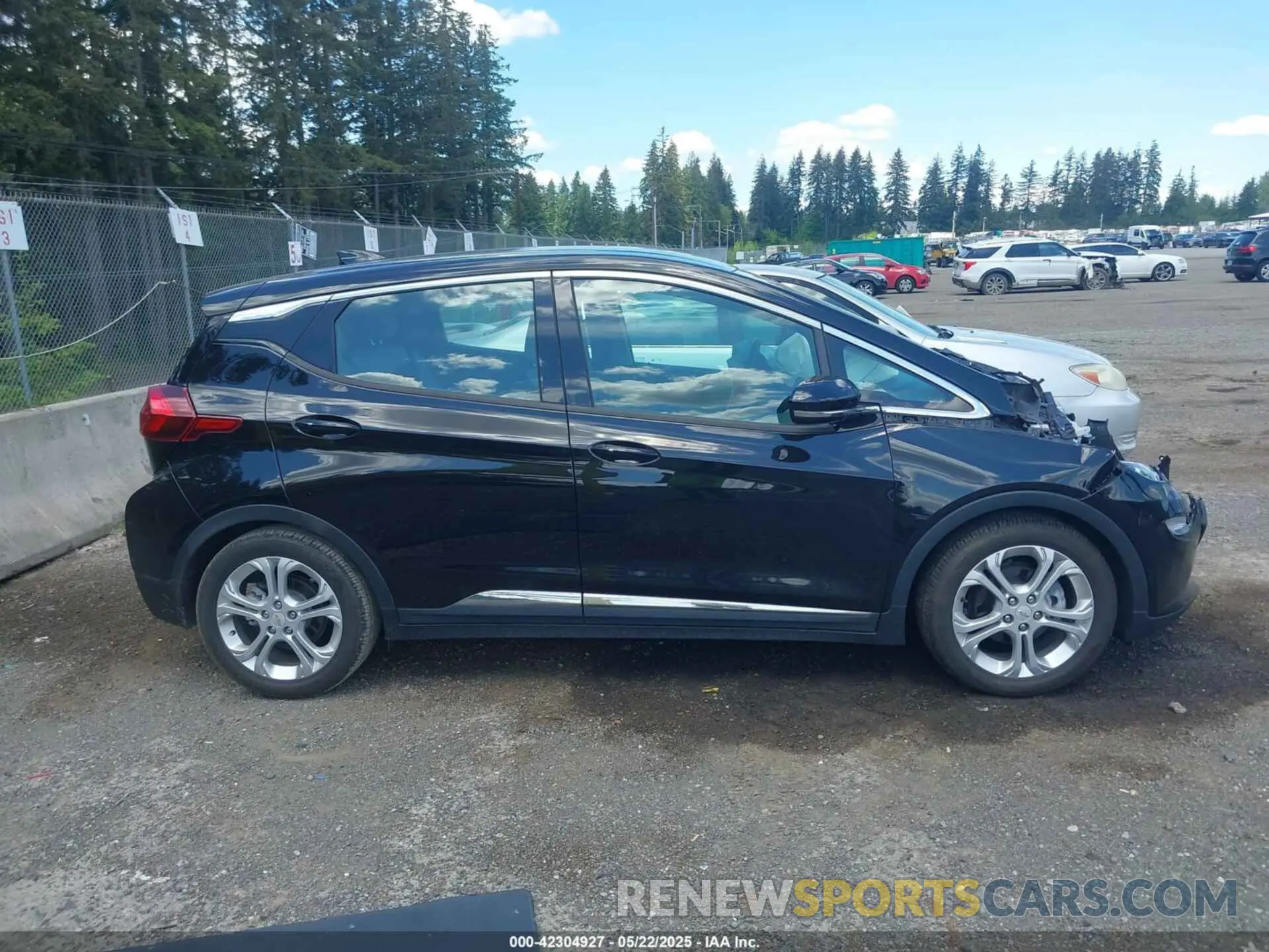 14 Photograph of a damaged car 1G1FY6S00K4127807 CHEVROLET BOLT EV 2019