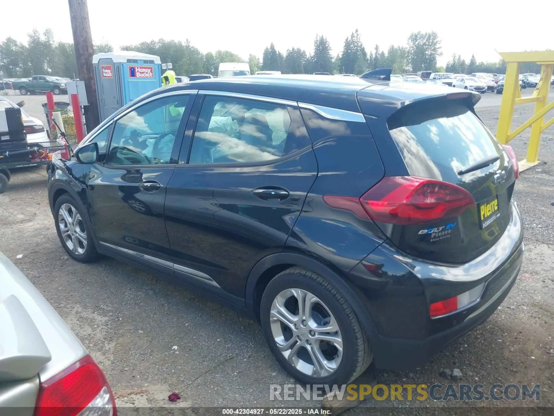 15 Photograph of a damaged car 1G1FY6S00K4127807 CHEVROLET BOLT EV 2019