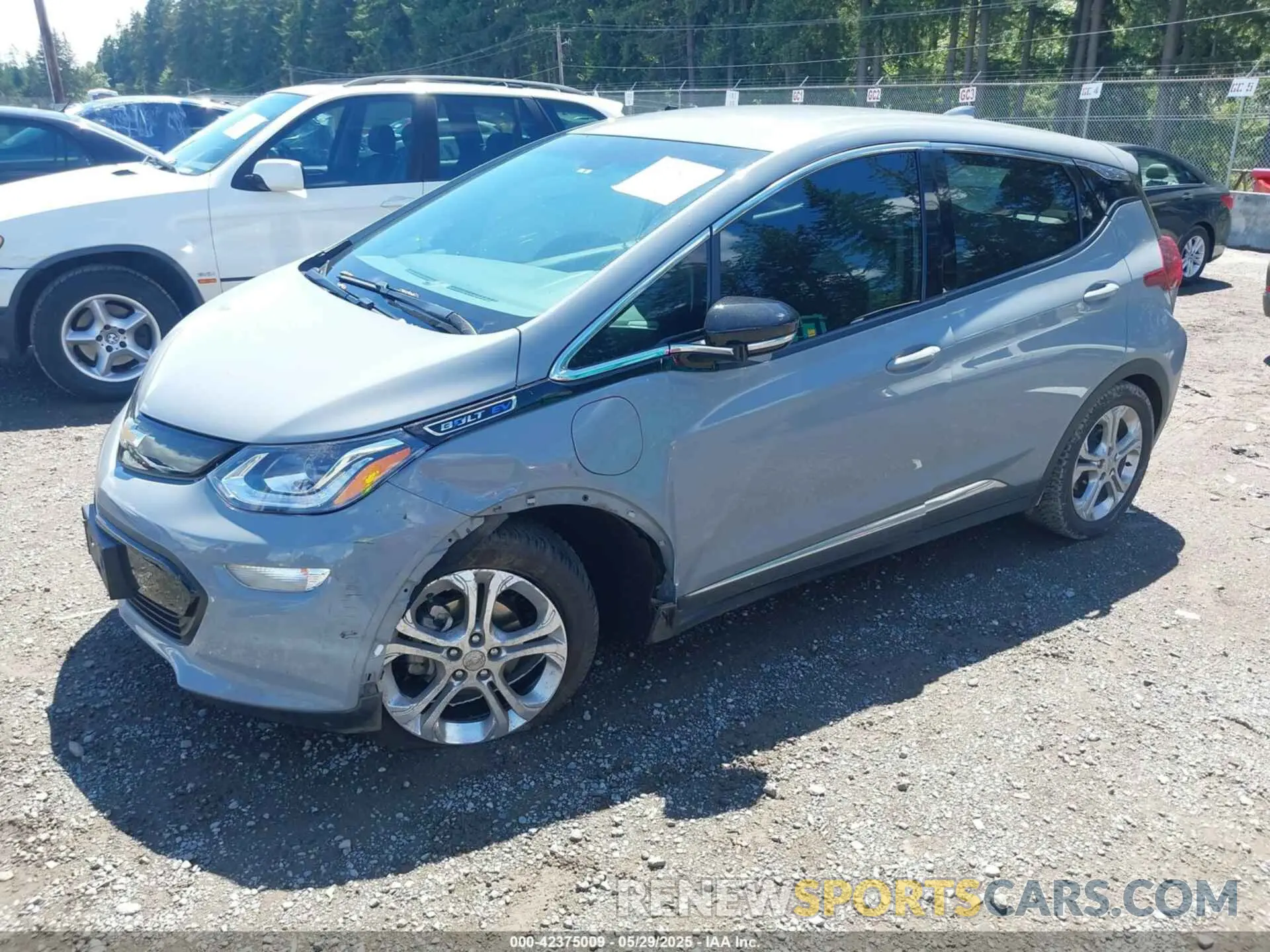 2 Photograph of a damaged car 1G1FY6S01K4105766 CHEVROLET BOLT EV 2019