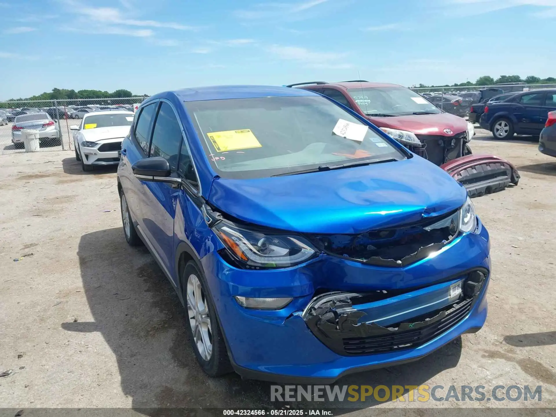 1 Photograph of a damaged car 1G1FY6S04K4136607 CHEVROLET BOLT EV 2019