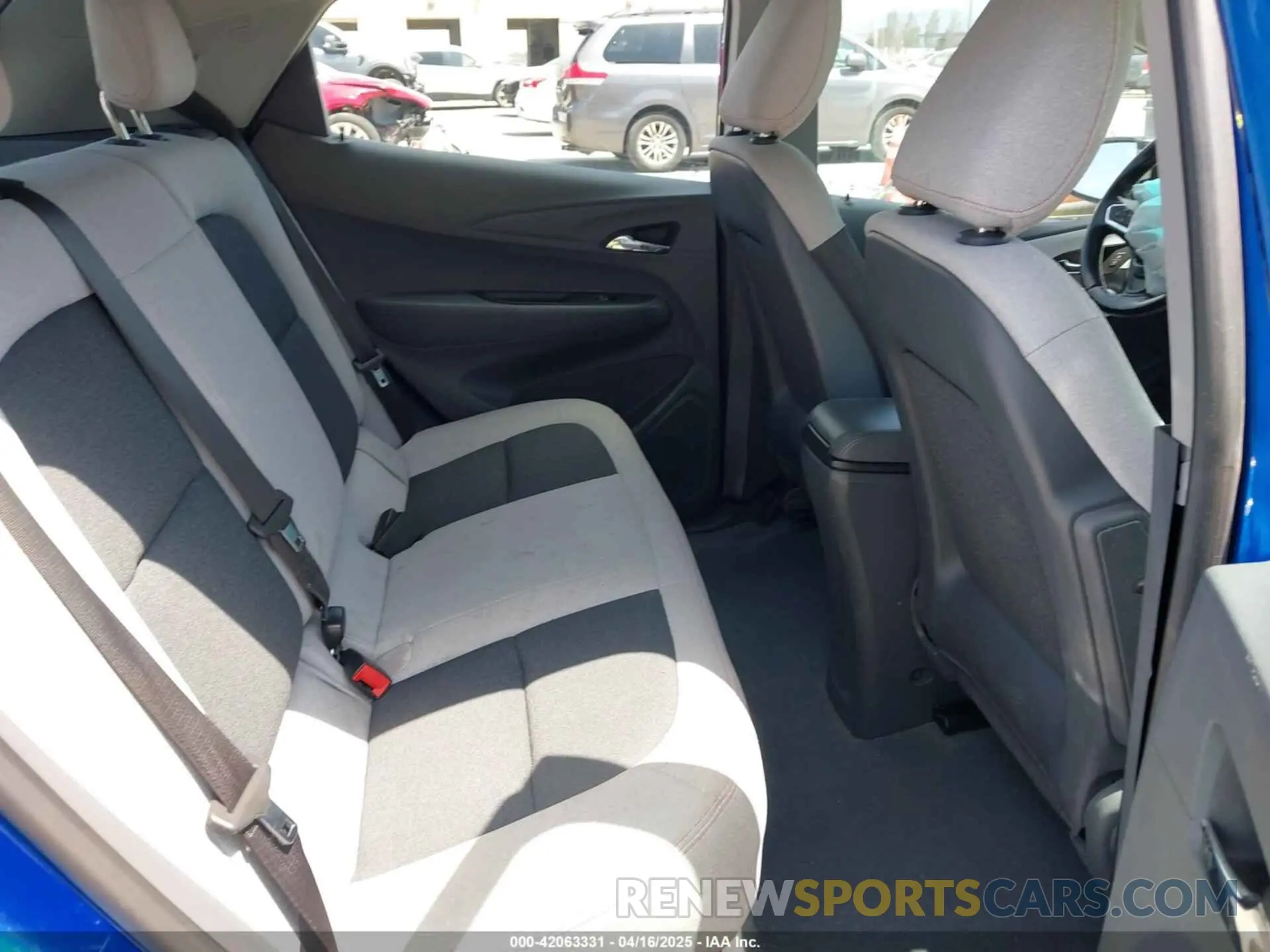 8 Photograph of a damaged car 1G1FY6S05K4131965 CHEVROLET BOLT EV 2019