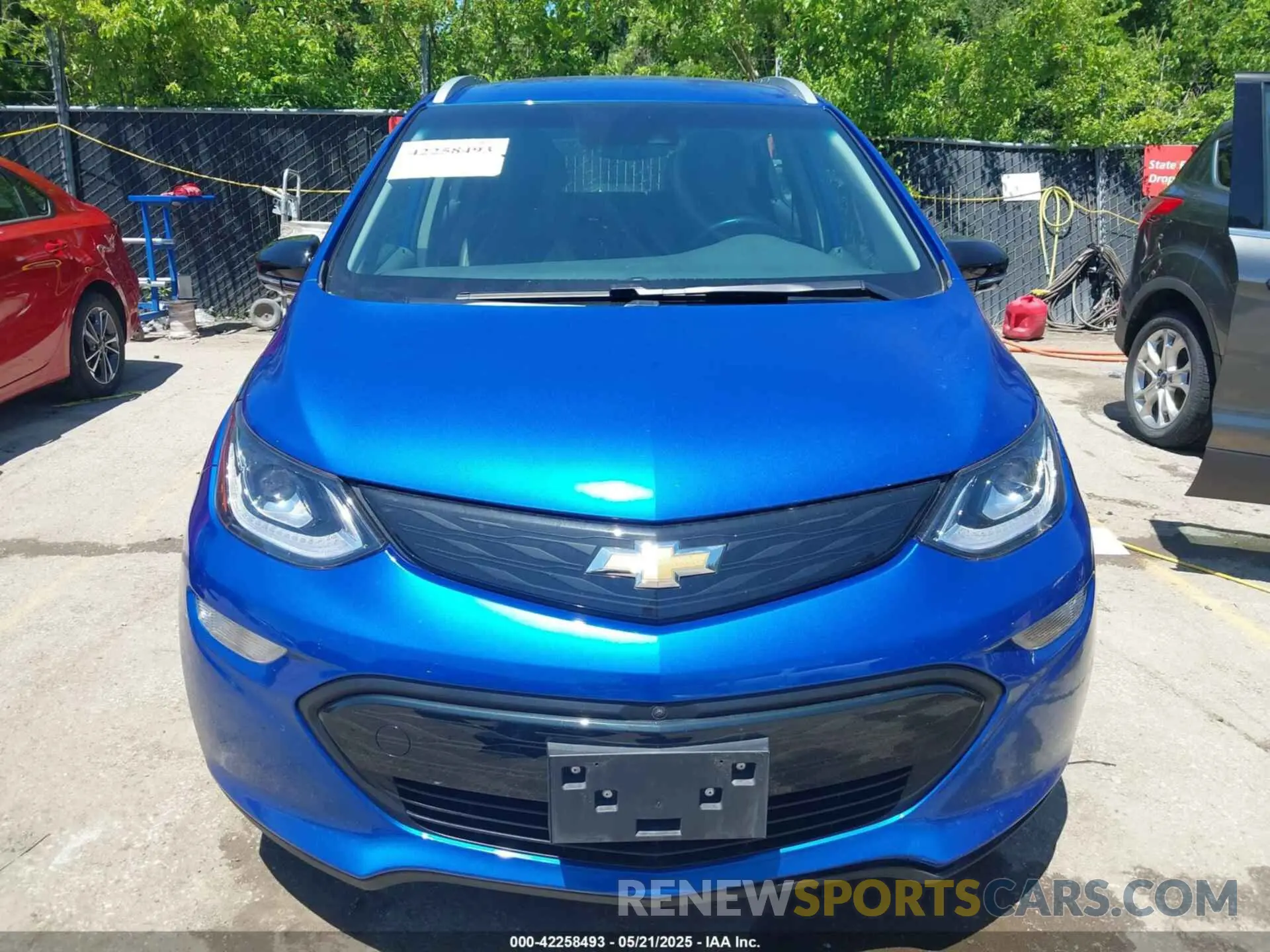 12 Photograph of a damaged car 1G1FZ6S09K4137605 CHEVROLET BOLT EV 2019