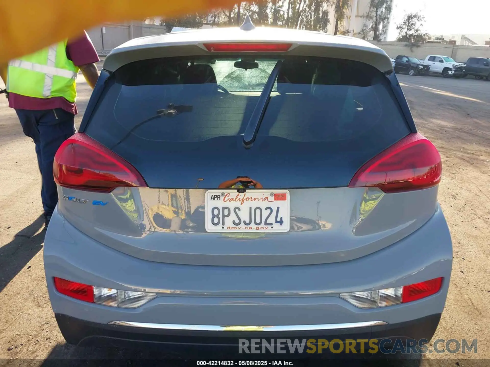 15 Photograph of a damaged car 1G1FW6S03L4116162 CHEVROLET BOLT EV 2020