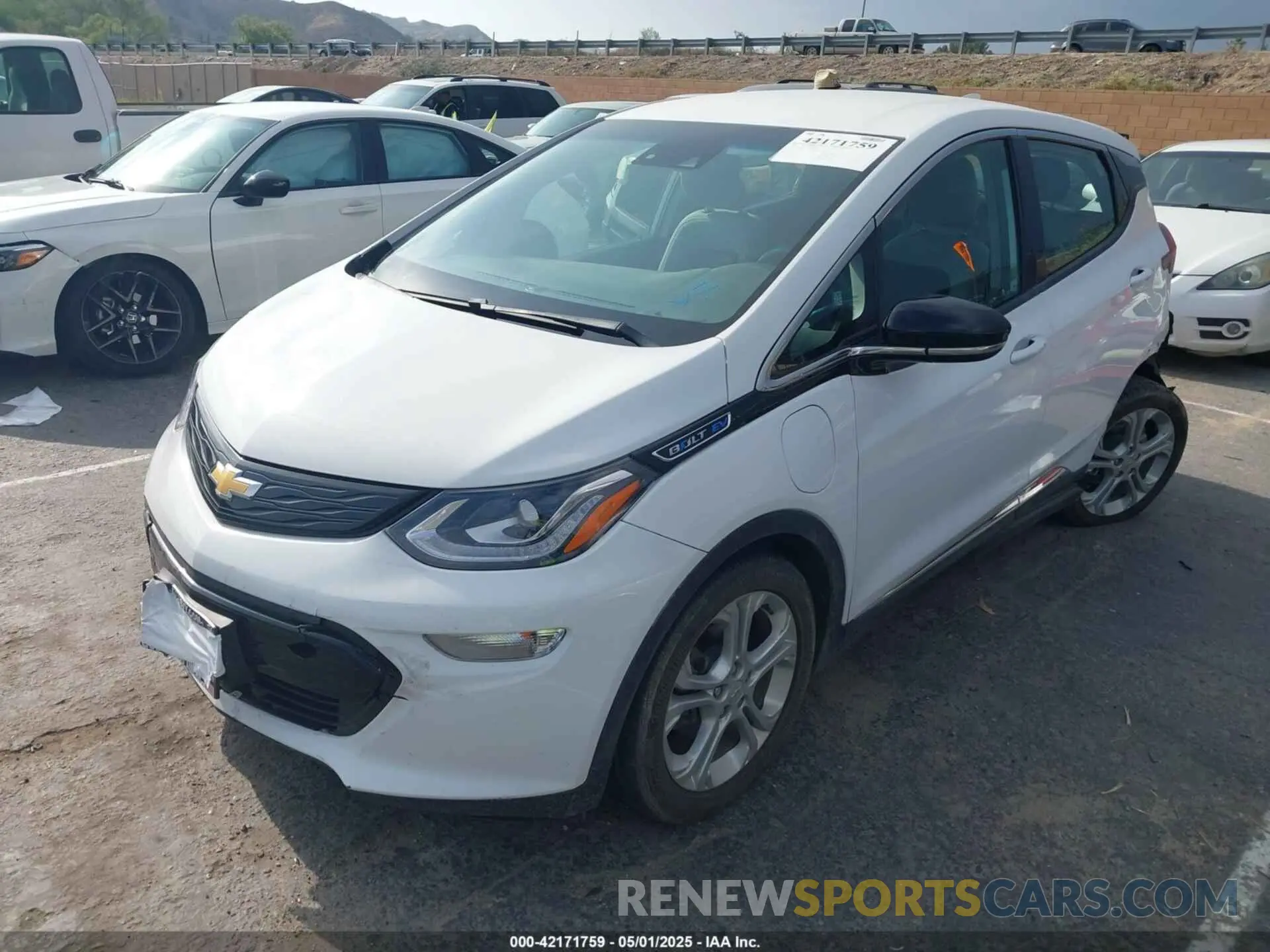 2 Photograph of a damaged car 1G1FY6S02L4147364 CHEVROLET BOLT EV 2020