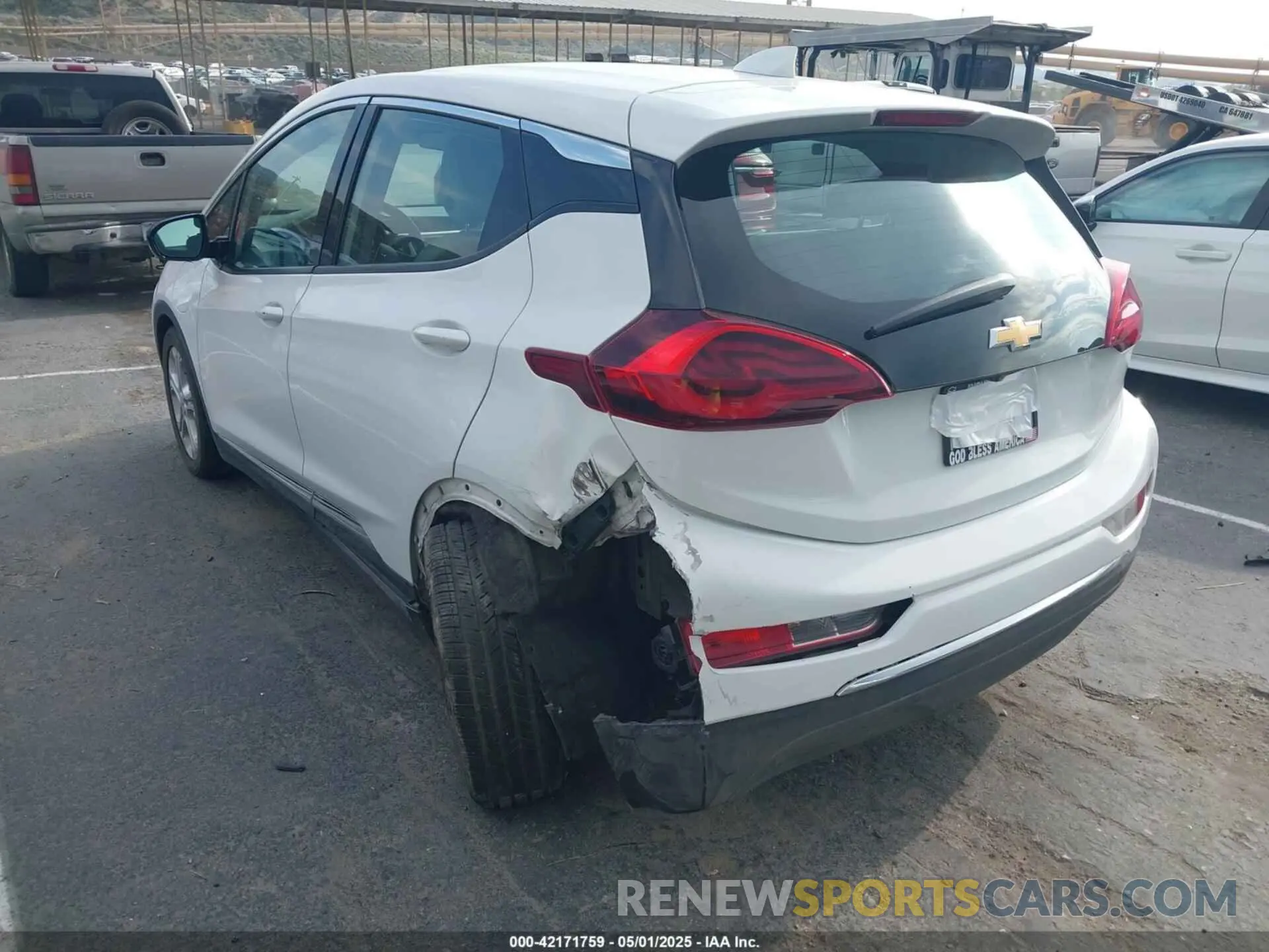 3 Photograph of a damaged car 1G1FY6S02L4147364 CHEVROLET BOLT EV 2020