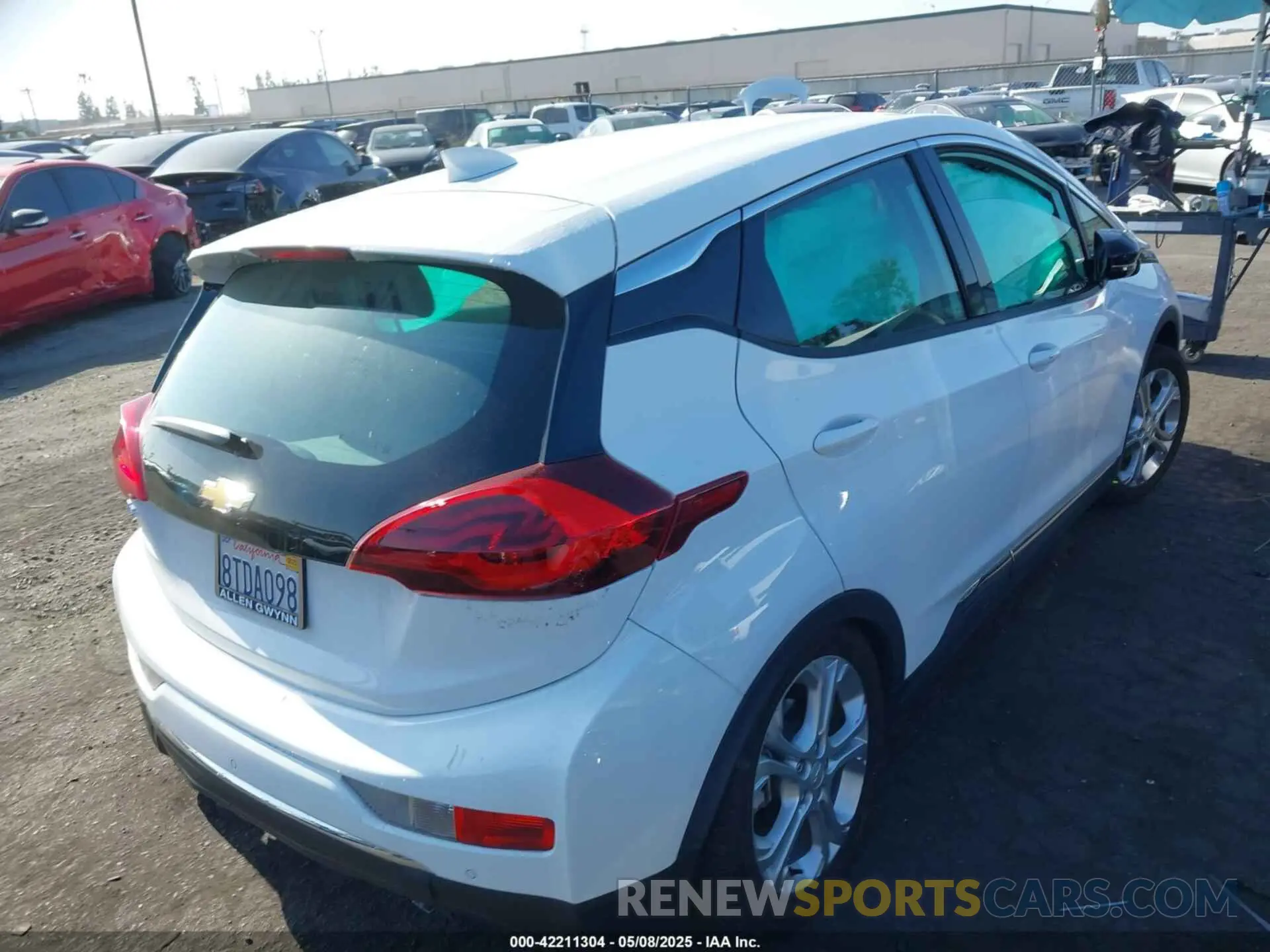 4 Photograph of a damaged car 1G1FY6S03L4132176 CHEVROLET BOLT EV 2020