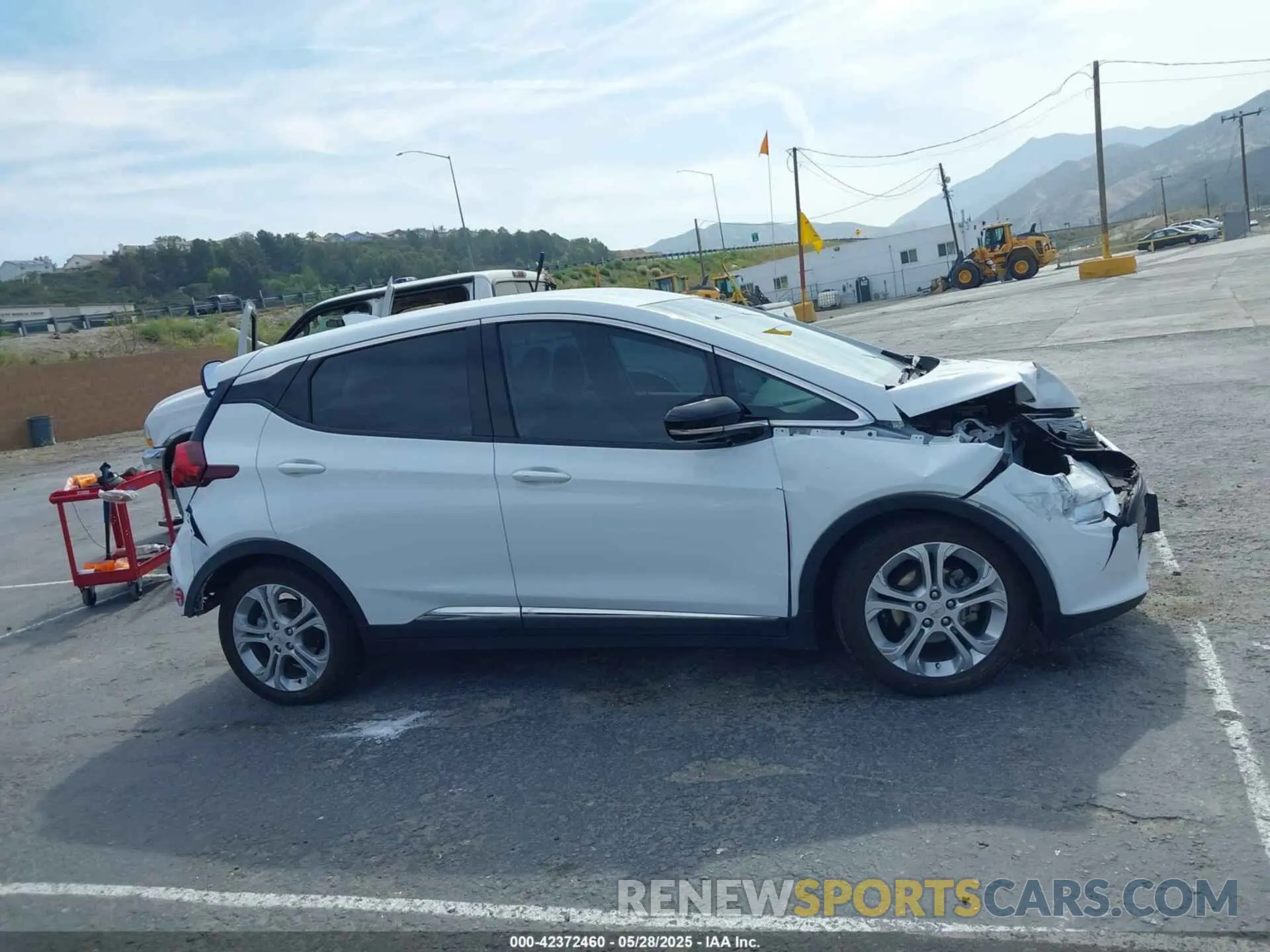 13 Photograph of a damaged car 1G1FY6S06L4129658 CHEVROLET BOLT EV 2020