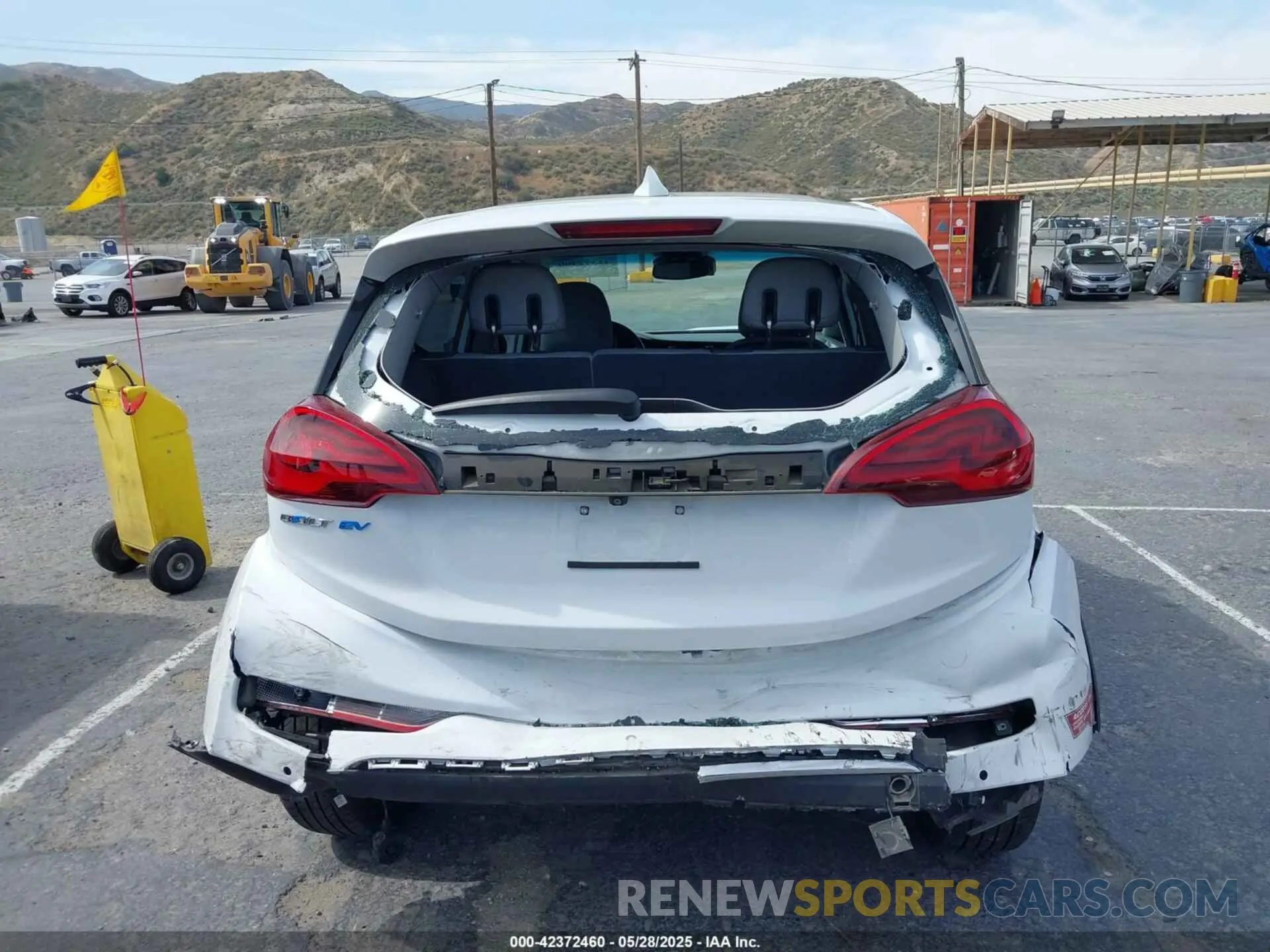 16 Photograph of a damaged car 1G1FY6S06L4129658 CHEVROLET BOLT EV 2020
