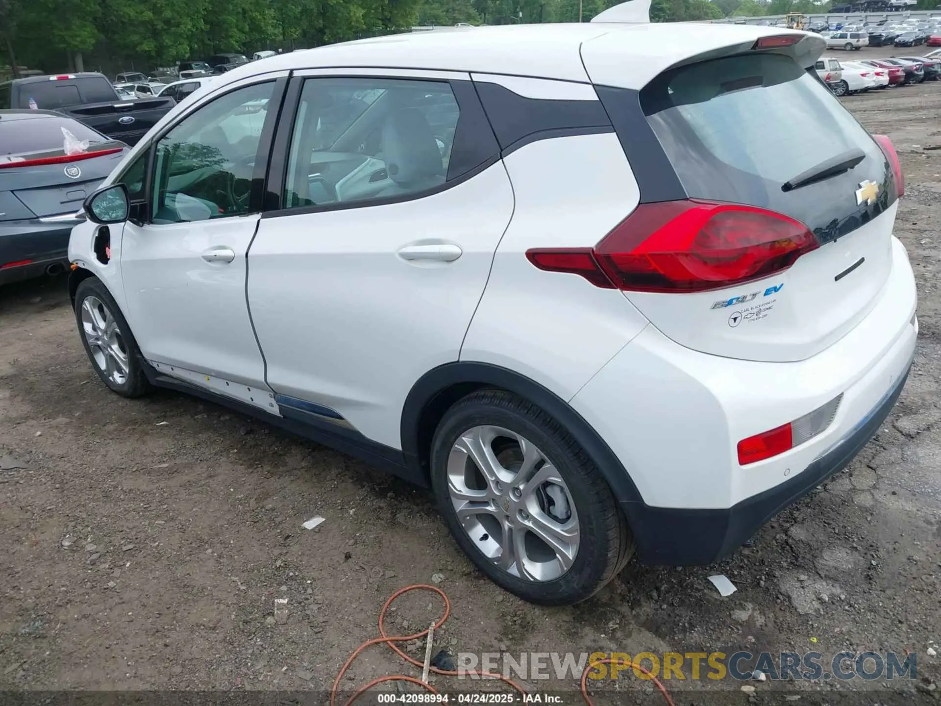 3 Photograph of a damaged car 1G1FY6S07L4145819 CHEVROLET BOLT EV 2020