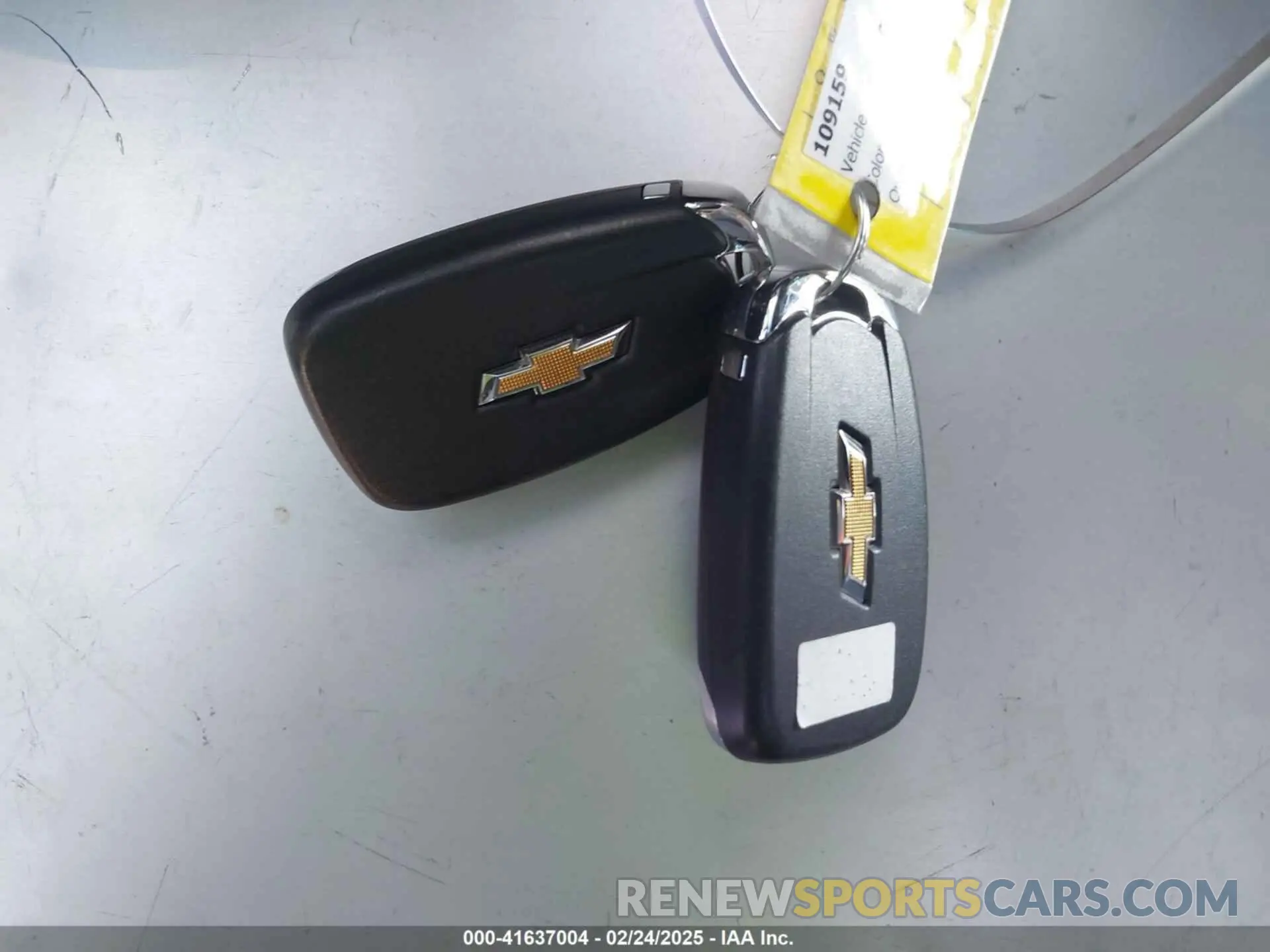 11 Photograph of a damaged car 1G1FZ6S04L4125895 CHEVROLET BOLT EV 2020