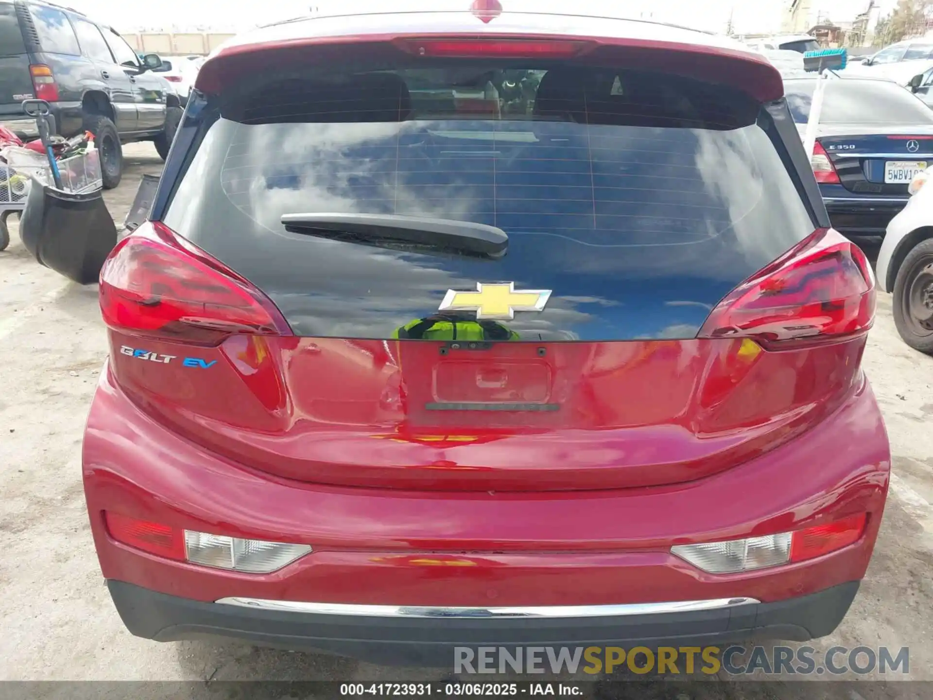 16 Photograph of a damaged car 1G1FZ6S07L4144327 CHEVROLET BOLT EV 2020