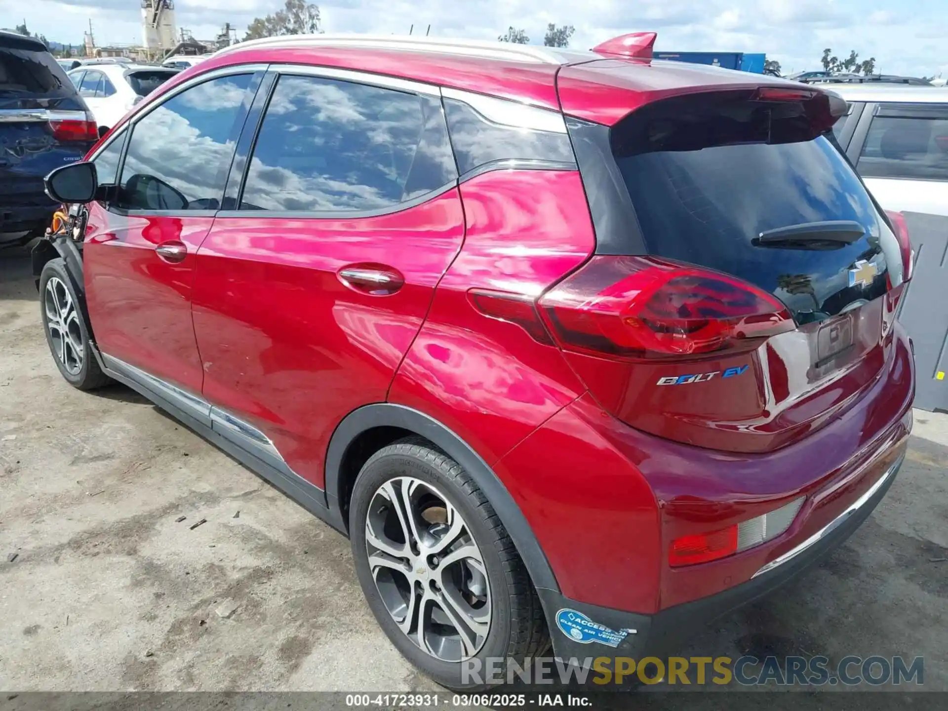 3 Photograph of a damaged car 1G1FZ6S07L4144327 CHEVROLET BOLT EV 2020