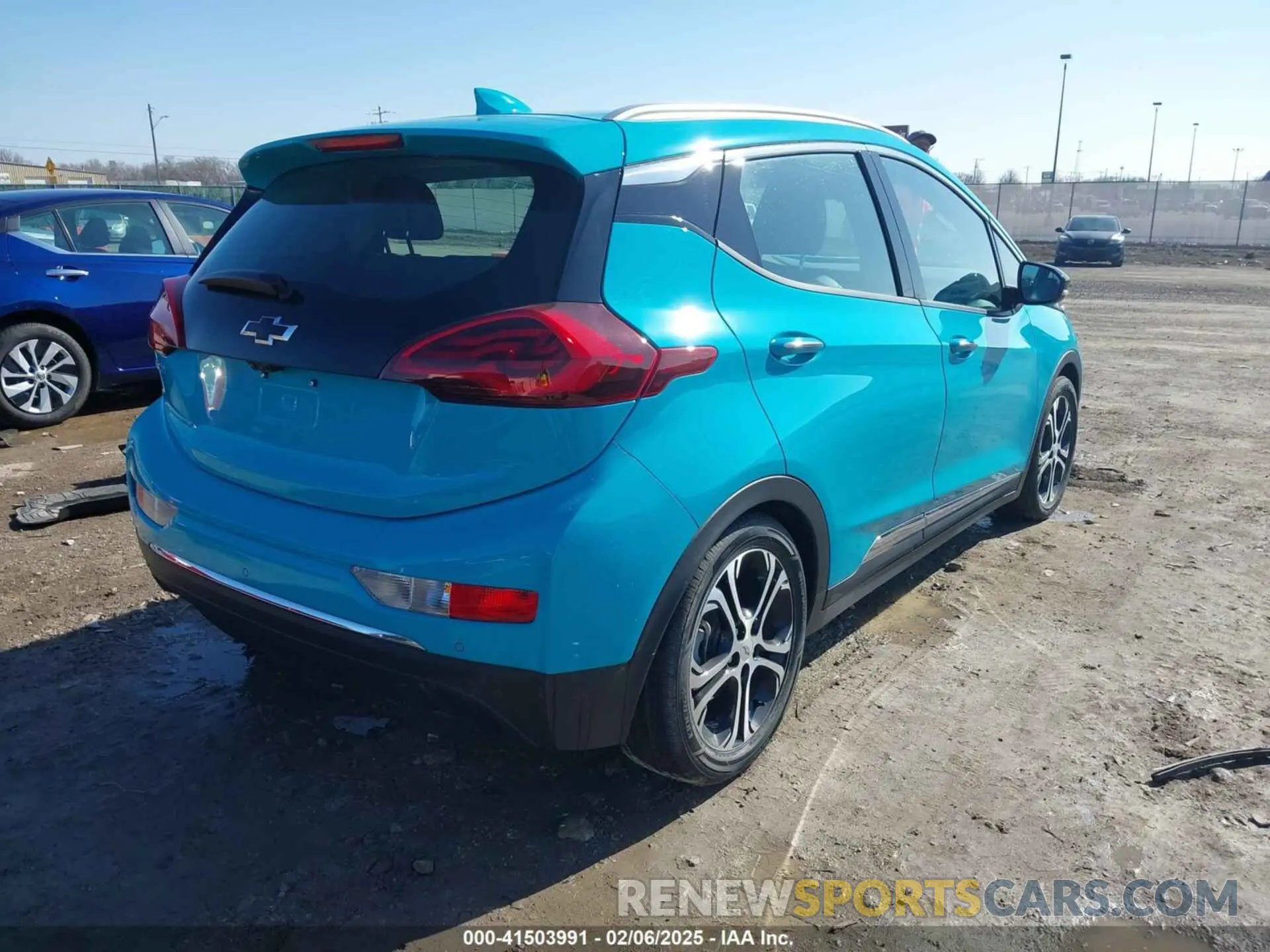 4 Photograph of a damaged car 1G1FZ6S0XL4121012 CHEVROLET BOLT EV 2020