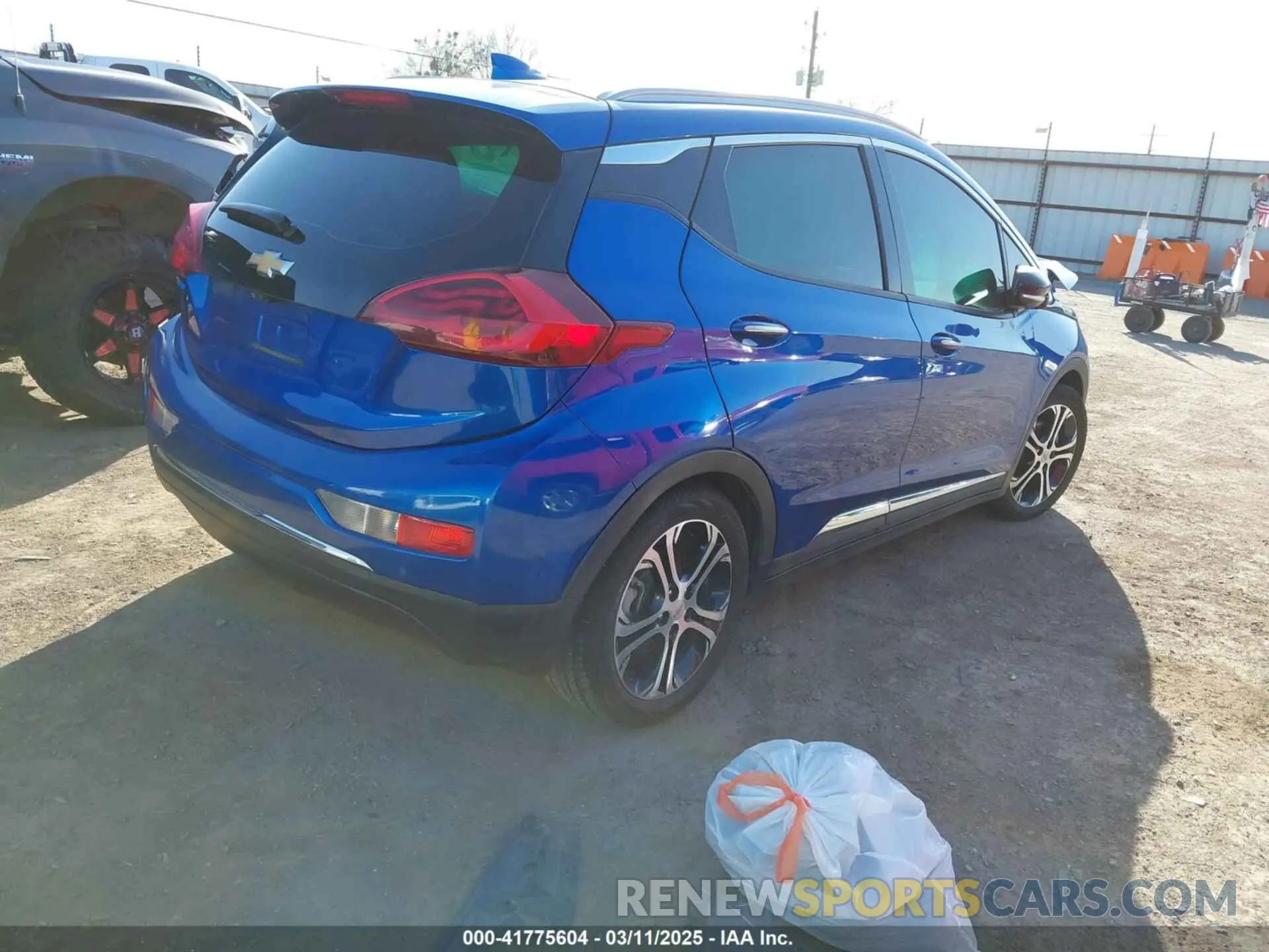 4 Photograph of a damaged car 1G1FZ6S0XL4149831 CHEVROLET BOLT EV 2020
